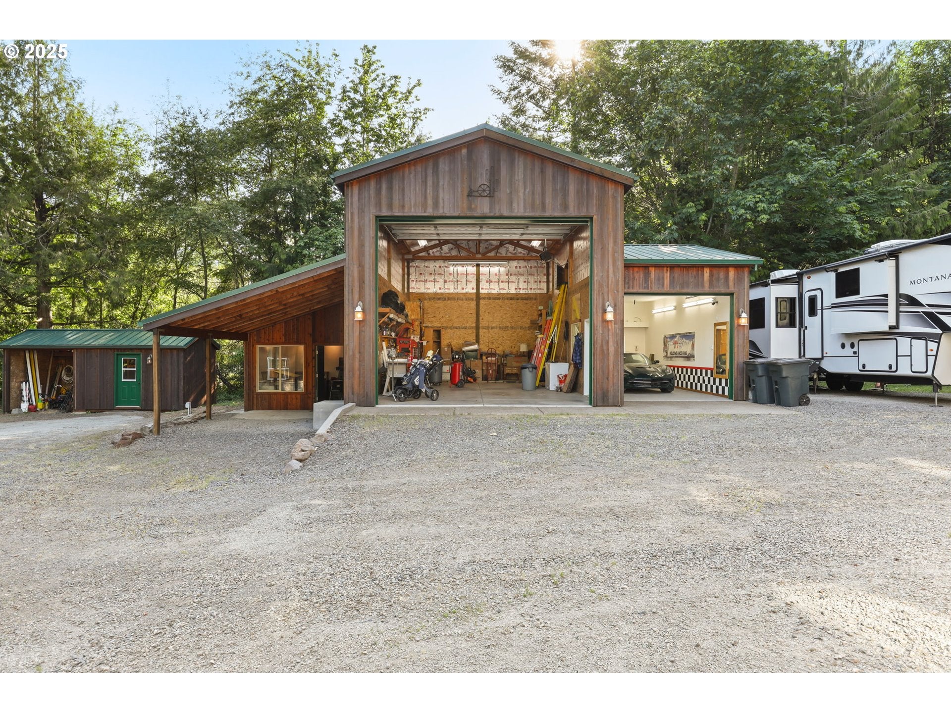 Estacada, Oregon, 97023, United States, 3 Bedrooms Bedrooms, ,3 BathroomsBathrooms,Residential,Active,1893218