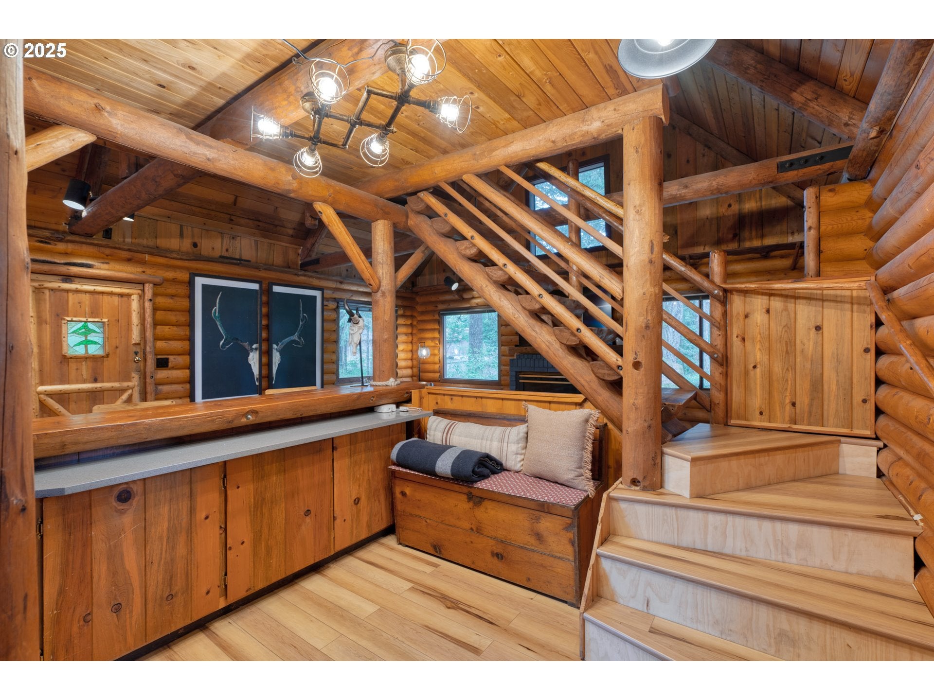 Welches, Oregon, 97067, United States, ,4 BathroomsBathrooms,Residential,Active,1764882