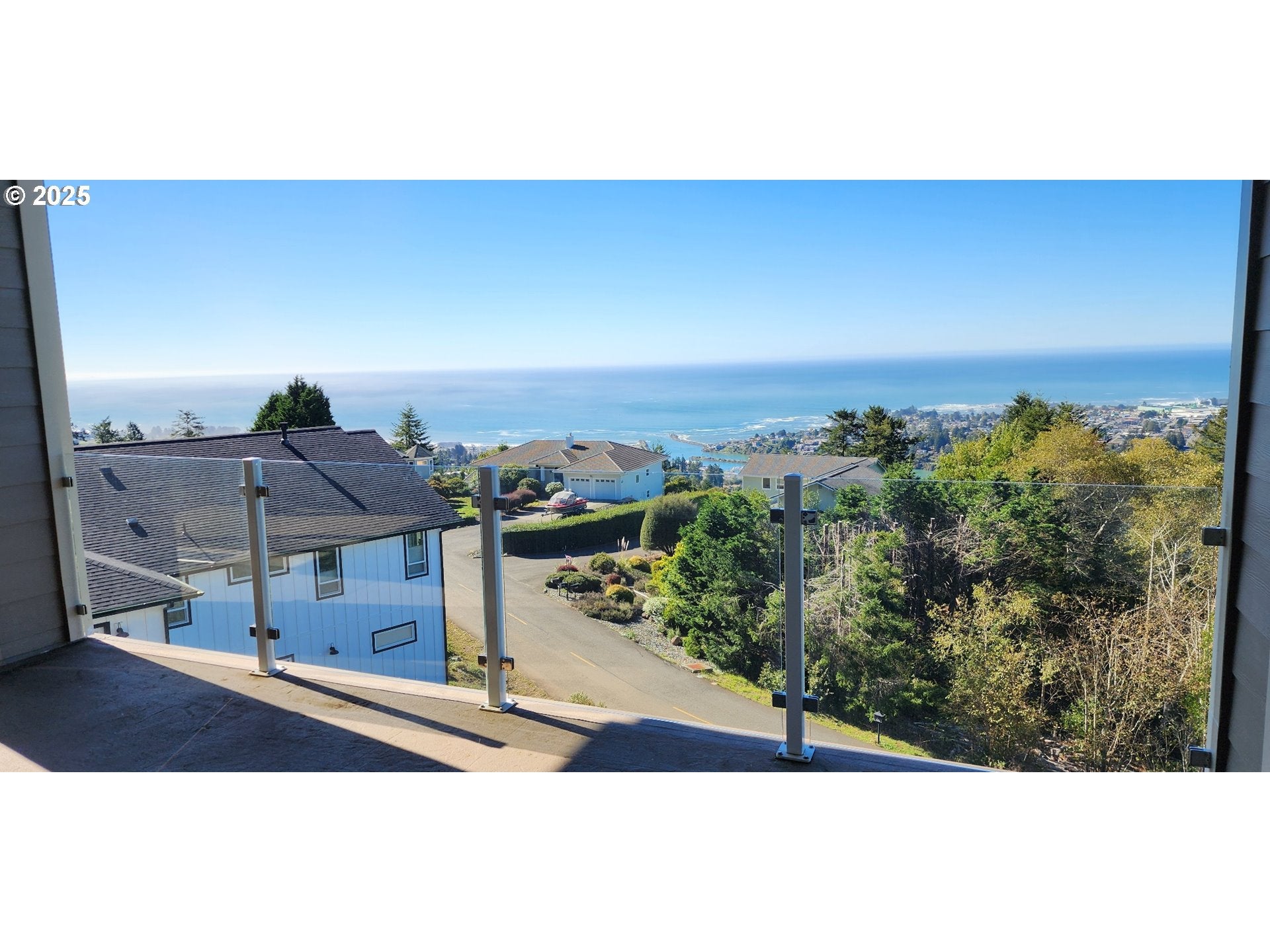 Brookings, Oregon, 97415, United States, 4 Bedrooms Bedrooms, ,4 BathroomsBathrooms,Residential,Active,1967294