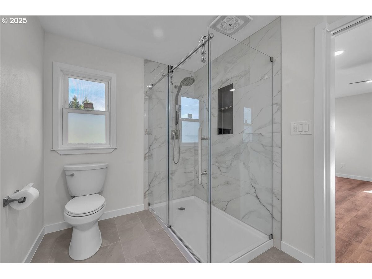 Beaverton, Oregon, 97007, United States, 3 Bedrooms Bedrooms, ,3 BathroomsBathrooms,Residential,Active,2006949