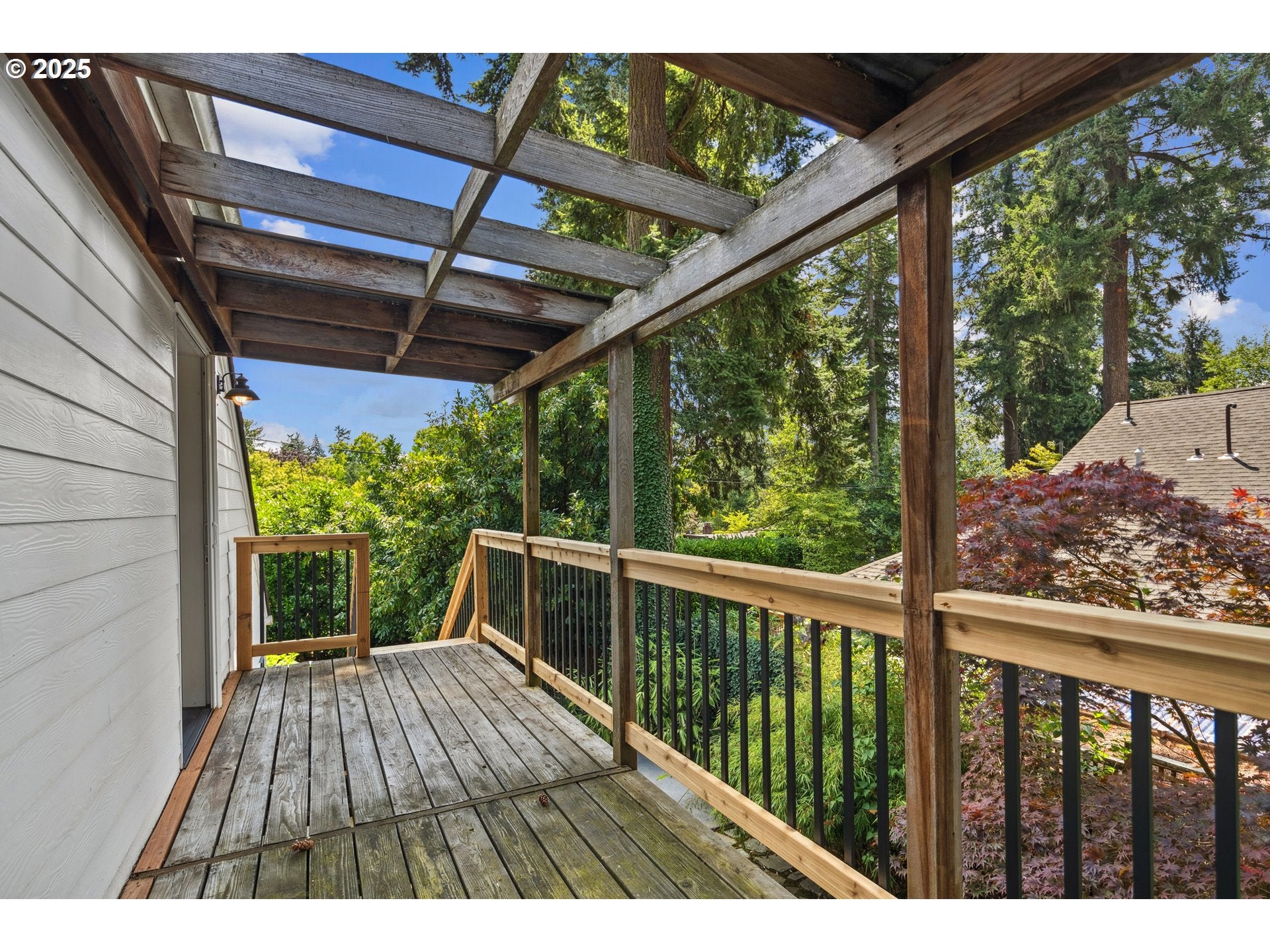 Lake Oswego, Oregon, 97034, United States, ,3 BathroomsBathrooms,Residential,Active,1899903