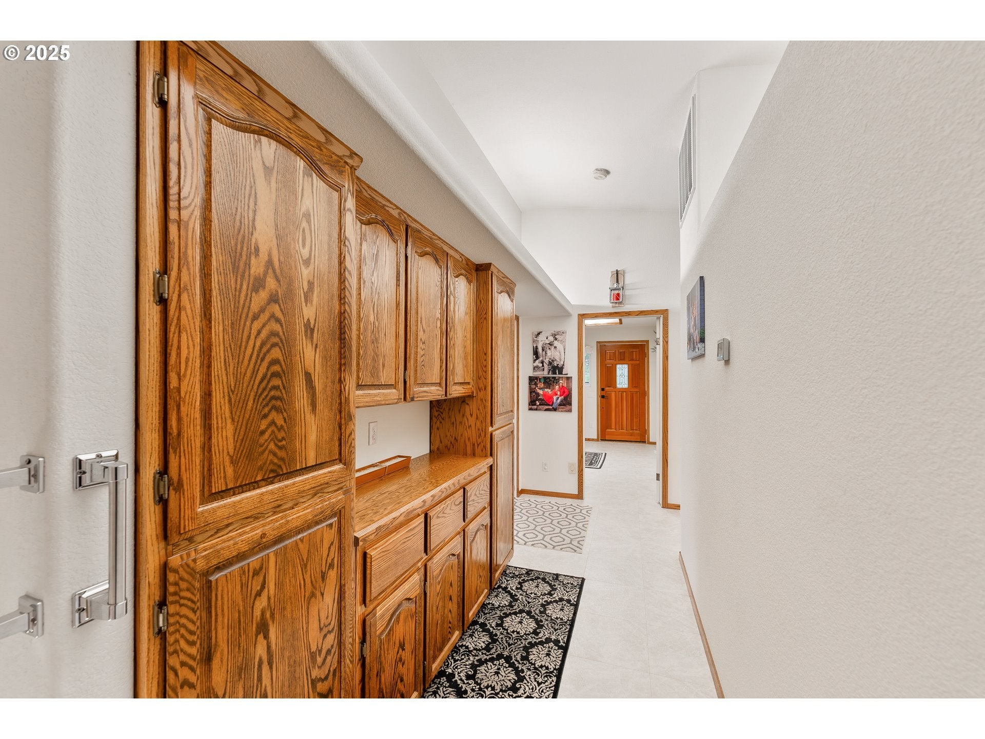 Roseburg, Oregon, 97470, United States, 4 Bedrooms Bedrooms, ,3 BathroomsBathrooms,Residential,Active,1701656