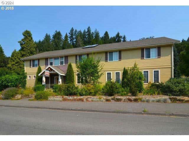 48175 E 1ST ST, OAKRIDGE, OR 97463, photo 1 of 36