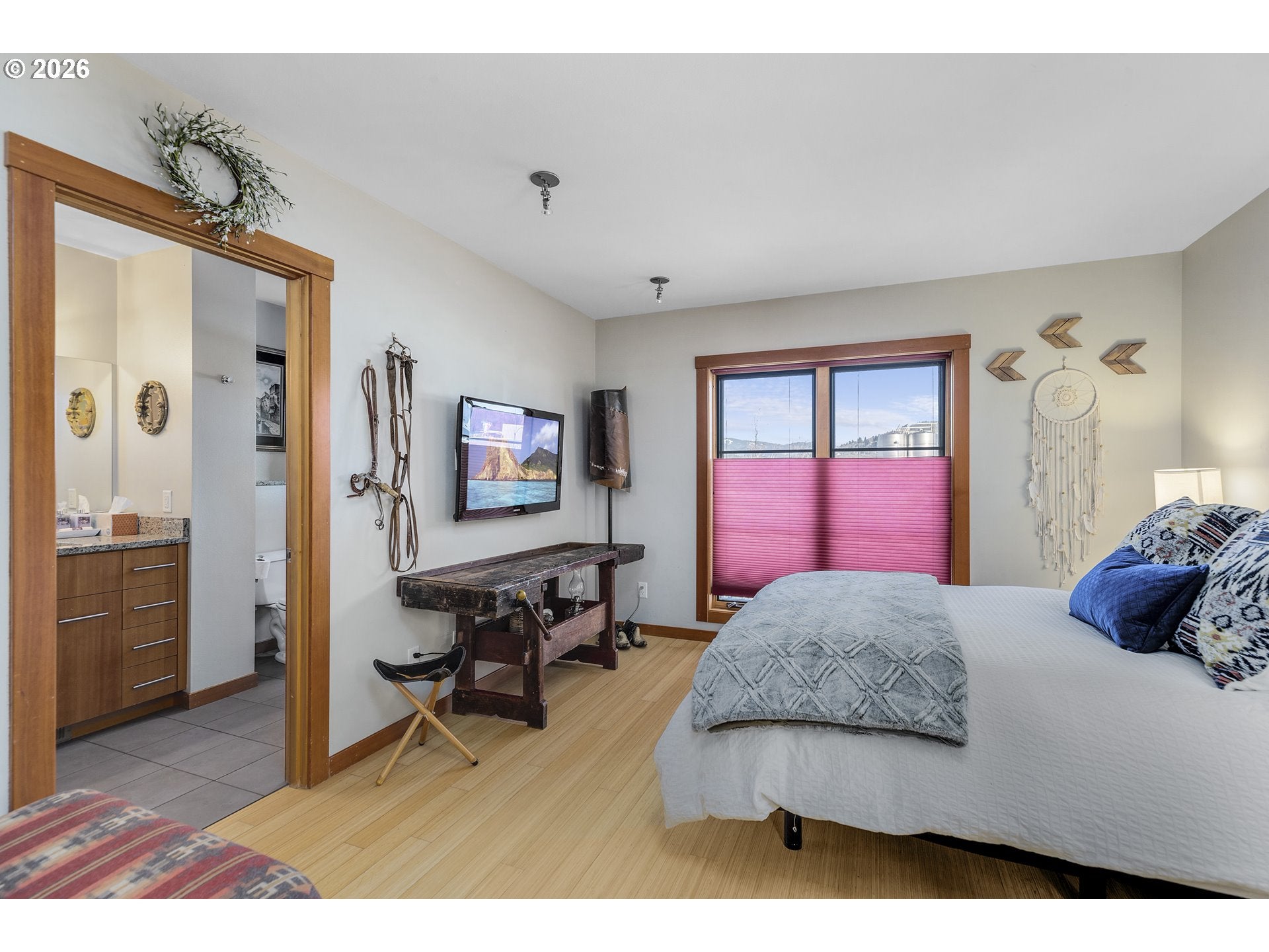 Hood River, Oregon, 97031, United States, 3 Bedrooms Bedrooms, ,3 BathroomsBathrooms,Residential,Active,2008720