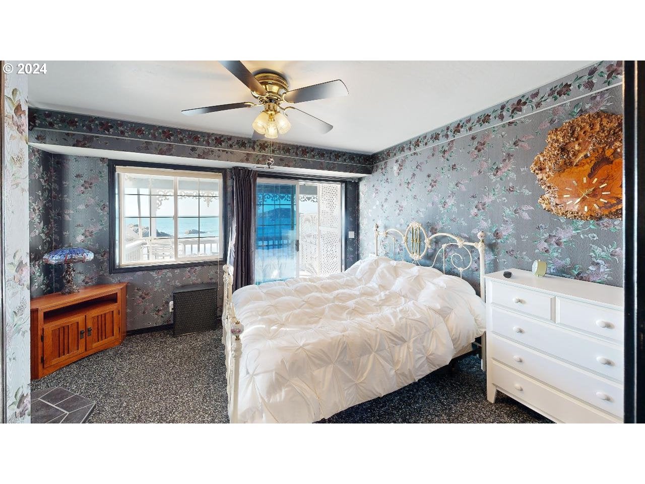 Brookings, Oregon, 97415, United States, ,5 BathroomsBathrooms,Residential,Active,1701896