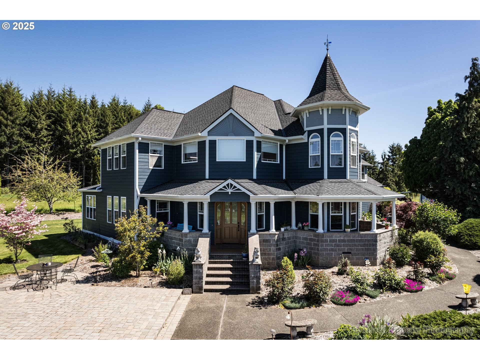St. Helens, Oregon, 97051, United States, 5 Bedrooms Bedrooms, ,5 BathroomsBathrooms,Residential,Active,1972199