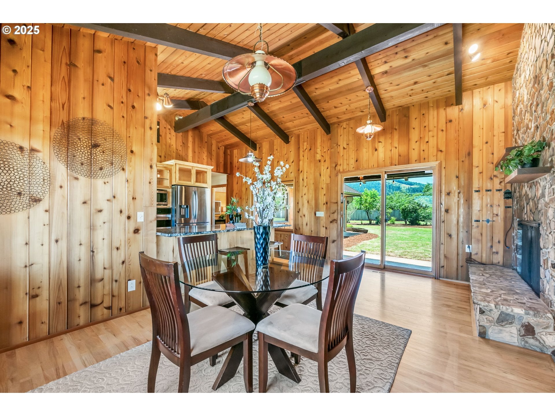 Creswell, Oregon, 97426, United States, 3 Bedrooms Bedrooms, ,3 BathroomsBathrooms,Residential,Active,1888984