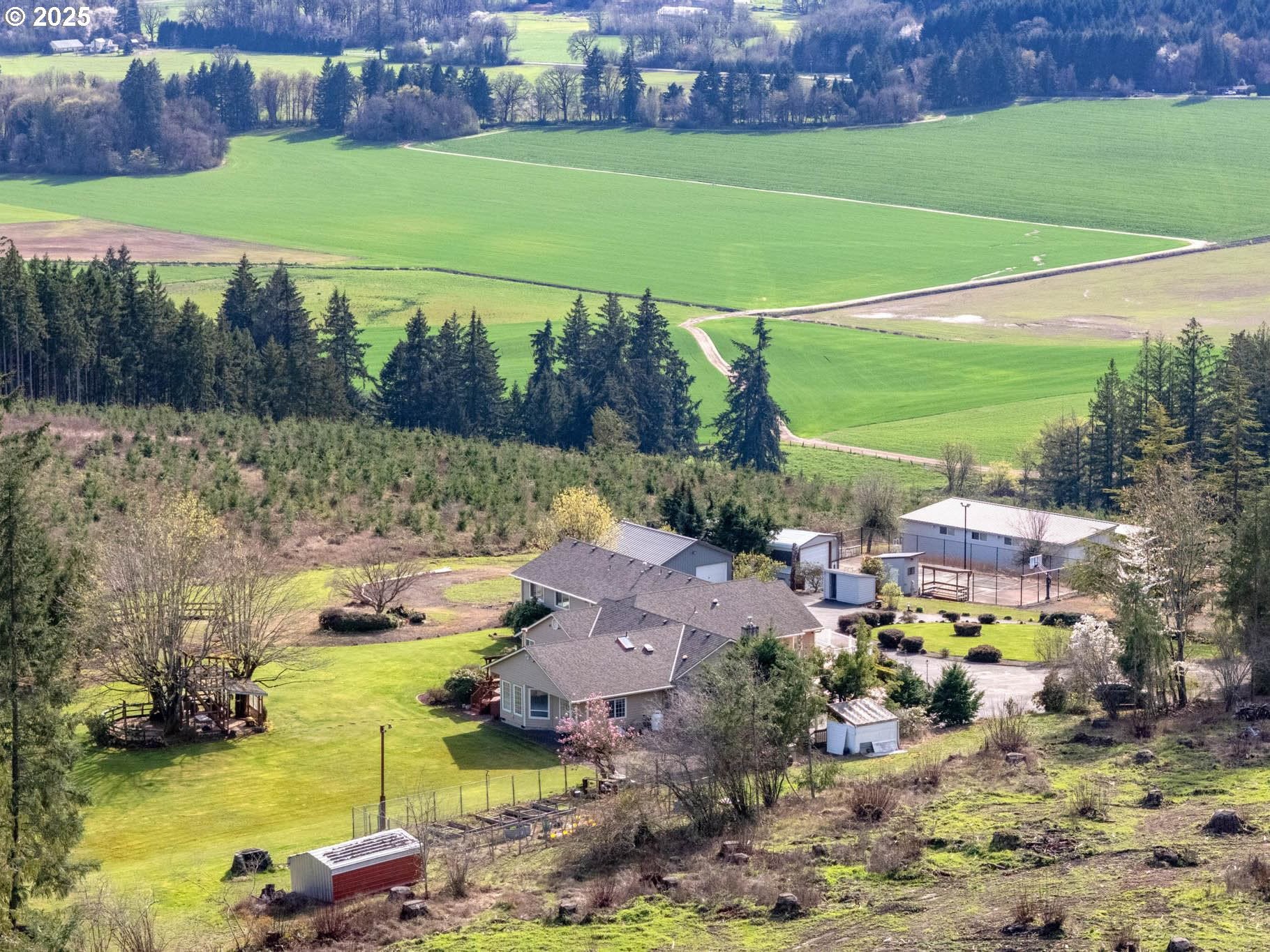 North Plains, Oregon, 97133, United States, 5 Bedrooms Bedrooms, ,4 BathroomsBathrooms,Residential,Active,1764071