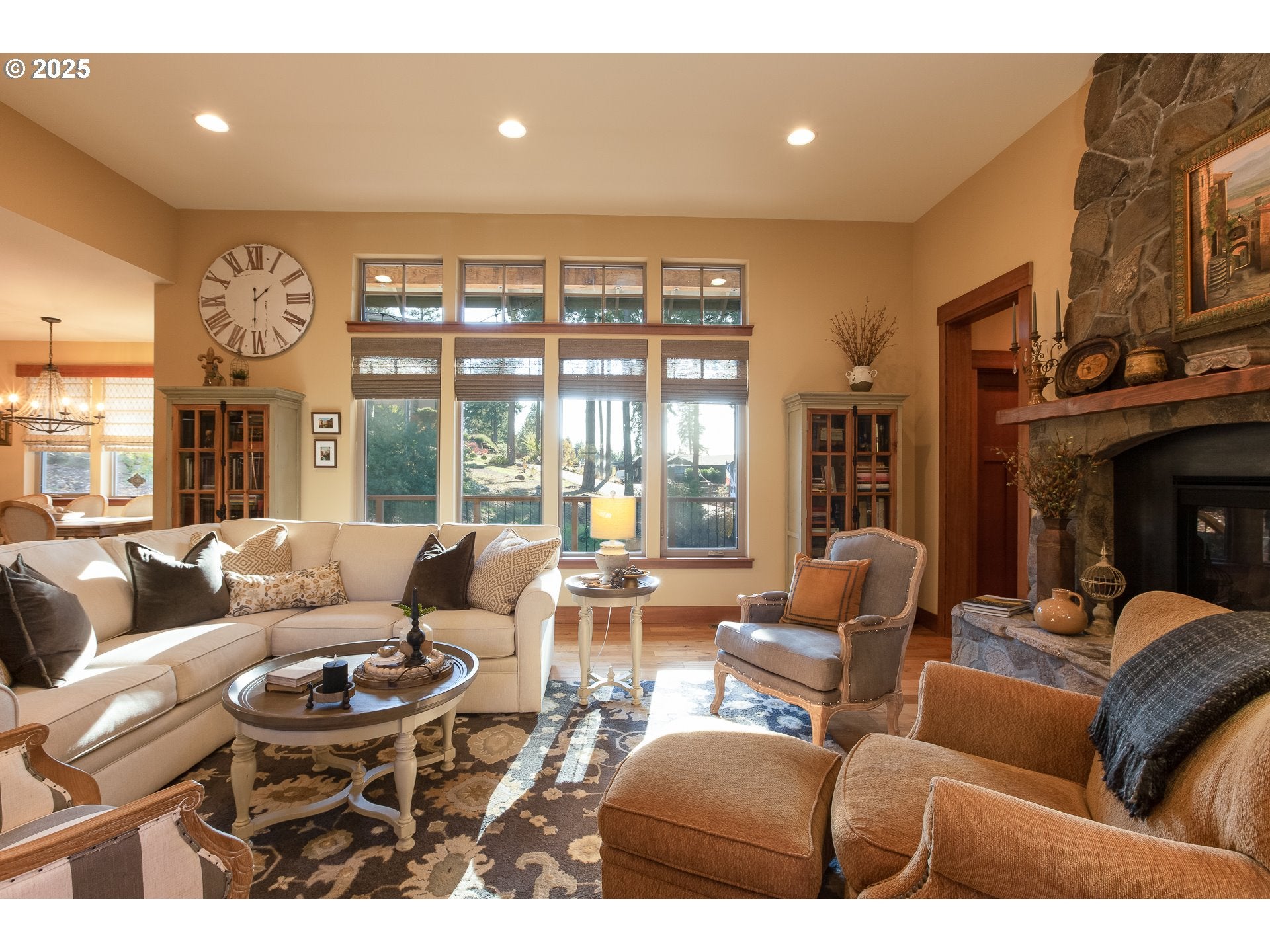 White Salmon, Washington, 98672, United States, 3 Bedrooms Bedrooms, ,3 BathroomsBathrooms,Residential,Active,2006771