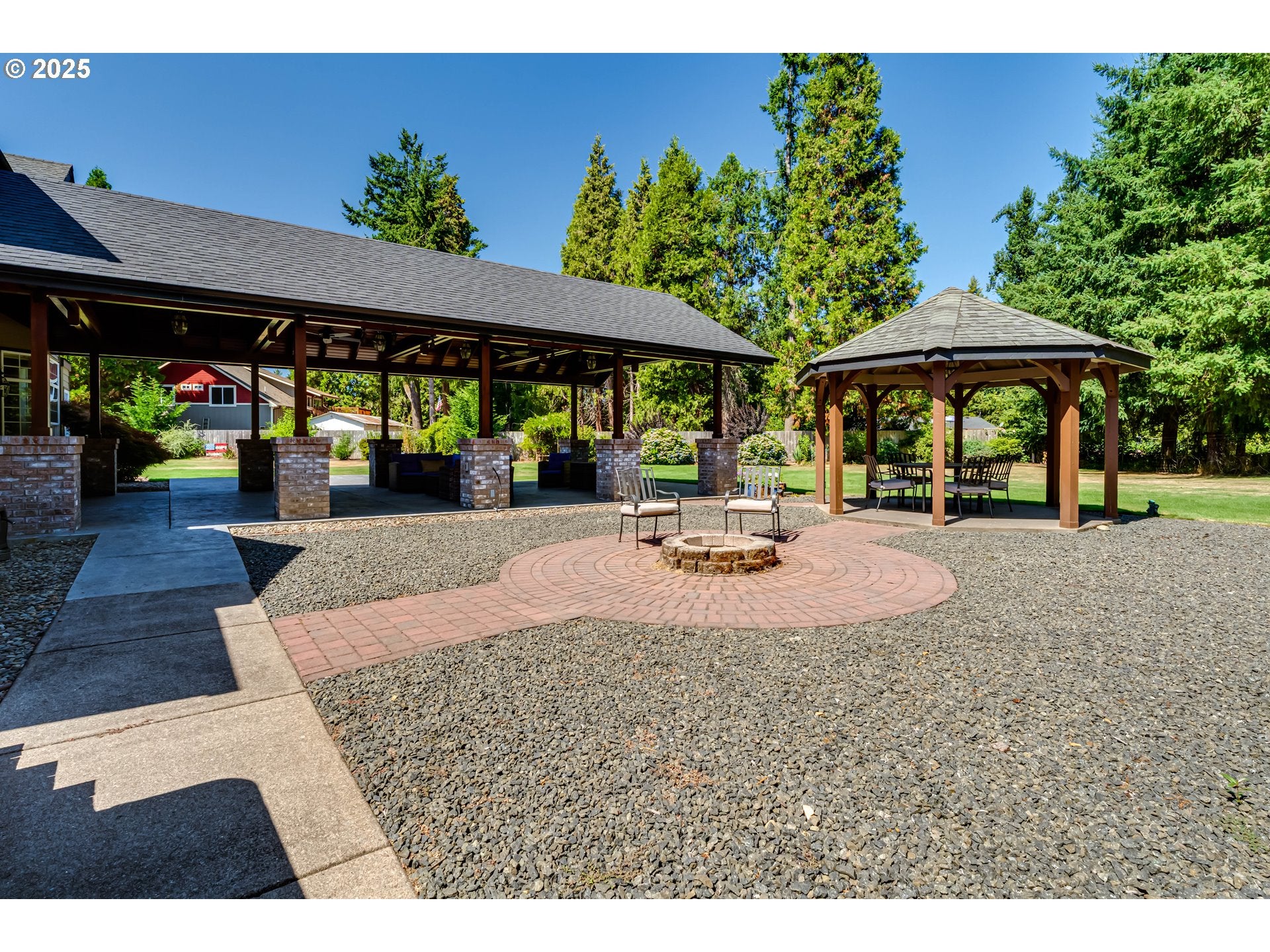 Springfield, Oregon, 97478, United States, 4 Bedrooms Bedrooms, ,3 BathroomsBathrooms,Residential,Active,1904190