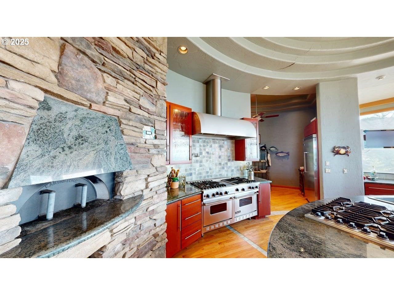 Gold Beach, Oregon, 97444, United States, 3 Bedrooms Bedrooms, ,6 BathroomsBathrooms,Residential,Active,1953281