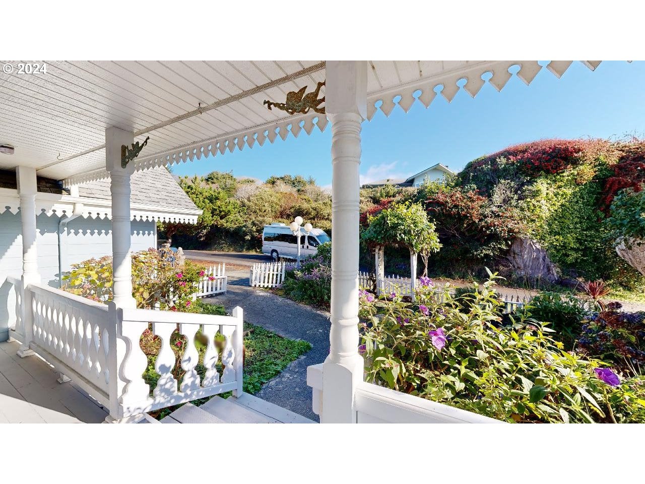 Brookings, Oregon, 97415, United States, ,5 BathroomsBathrooms,Residential,Active,1701896