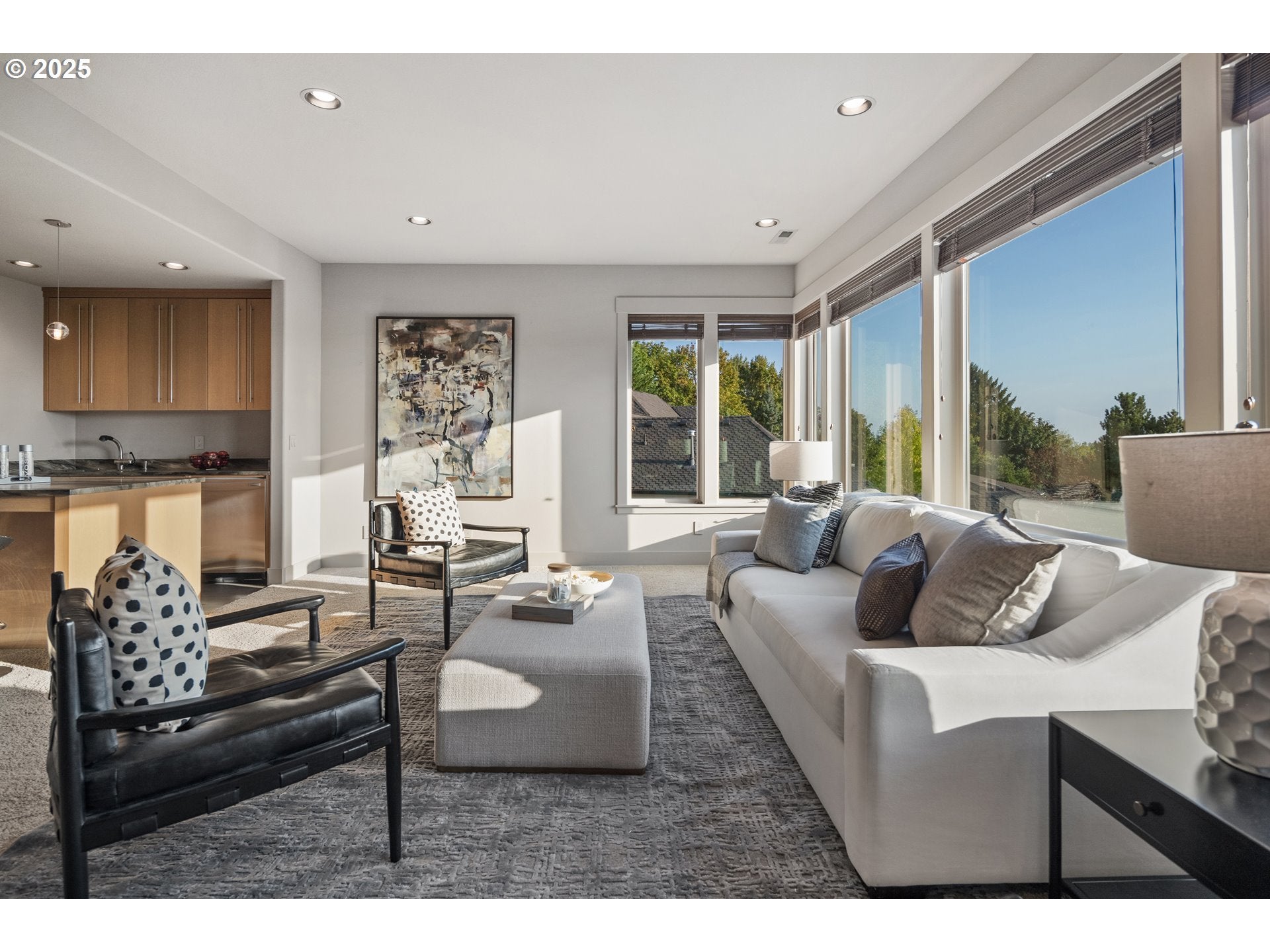 Portland, Oregon, 97229, United States, 4 Bedrooms Bedrooms, ,4 BathroomsBathrooms,Residential,Active,1945335