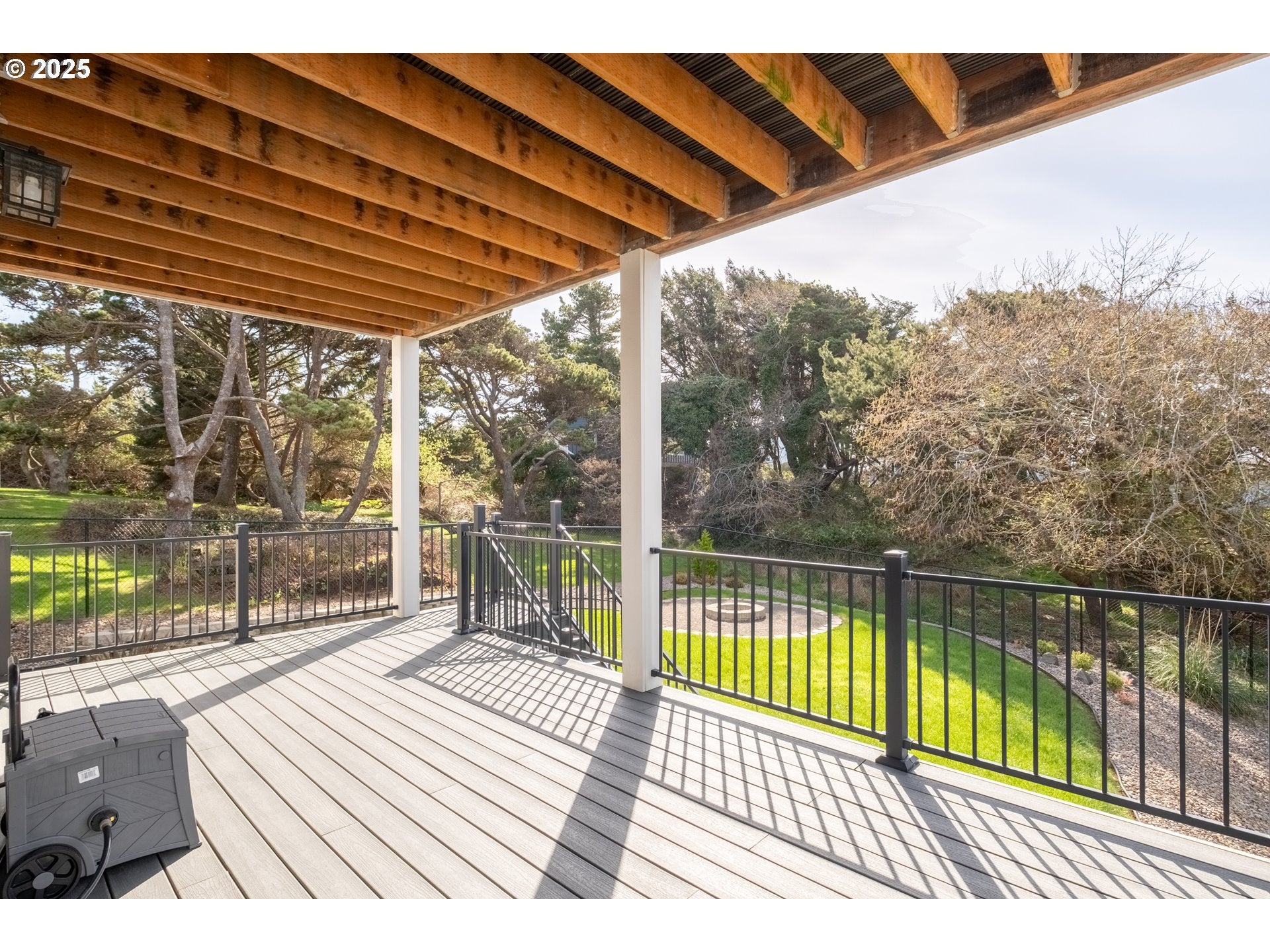 Lincoln City, Oregon, 97367, United States, ,3 BathroomsBathrooms,Residential,Active,1762851