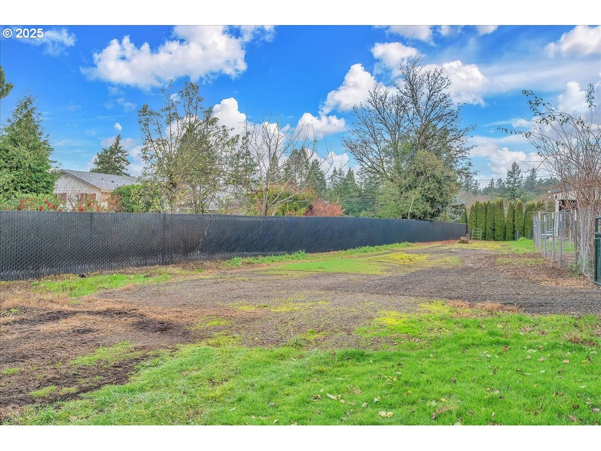 Beaverton, Oregon, 97007, United States, 3 Bedrooms Bedrooms, ,3 BathroomsBathrooms,Residential,Active,2006949