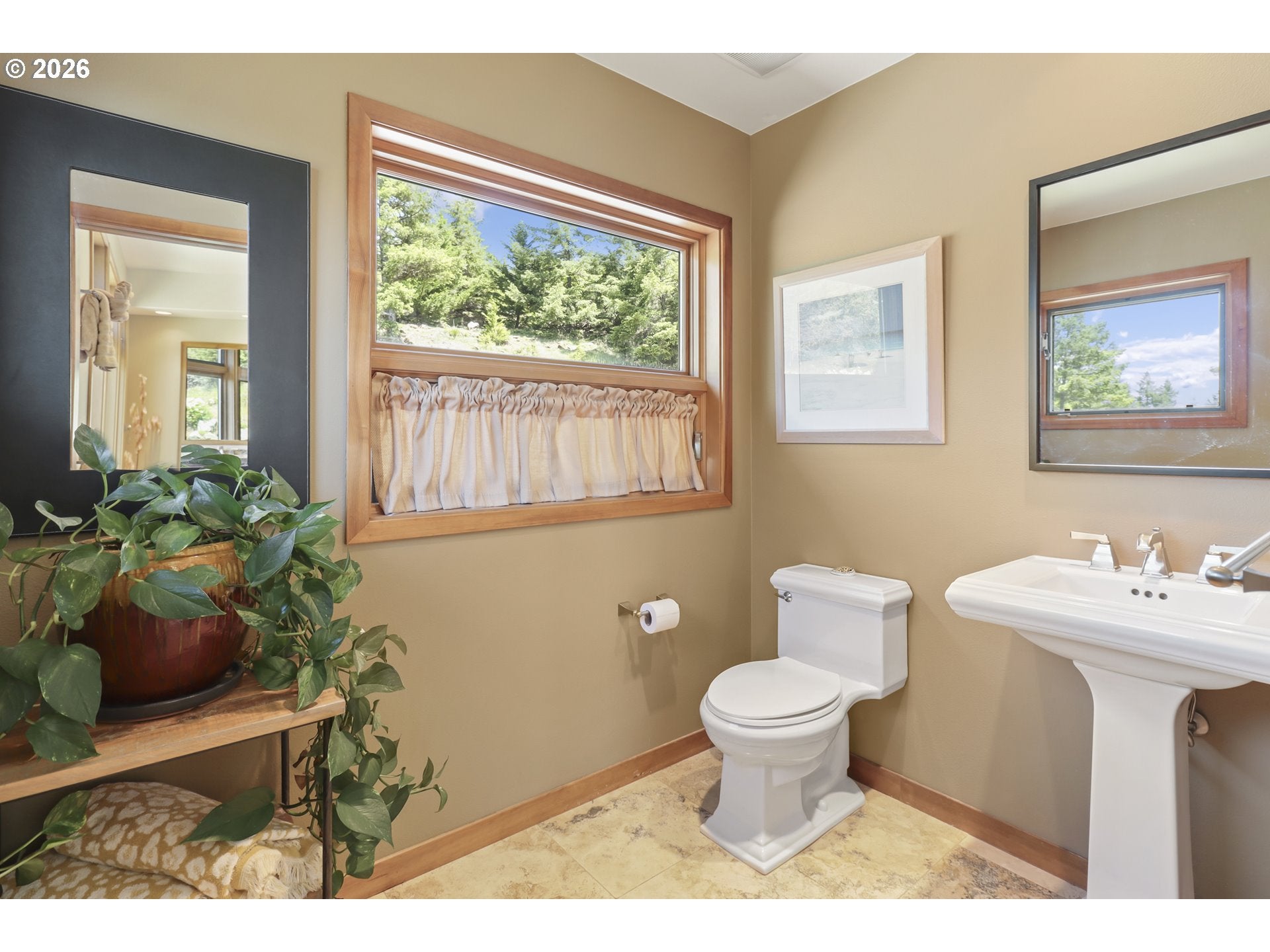 Gold Beach, Oregon, 97444, United States, 4 Bedrooms Bedrooms, ,4 BathroomsBathrooms,Residential,Active,2021632