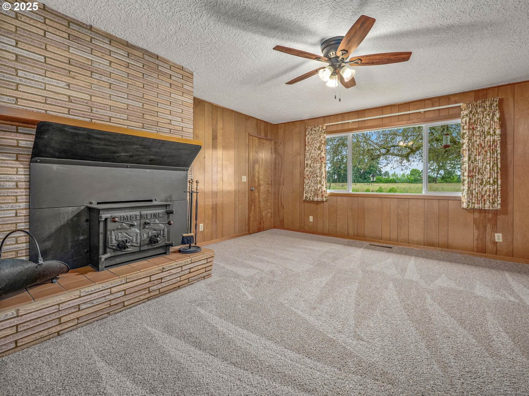 Hillsboro, Oregon, 97123, United States, 3 Bedrooms Bedrooms, ,2 BathroomsBathrooms,Residential,Active,1849541