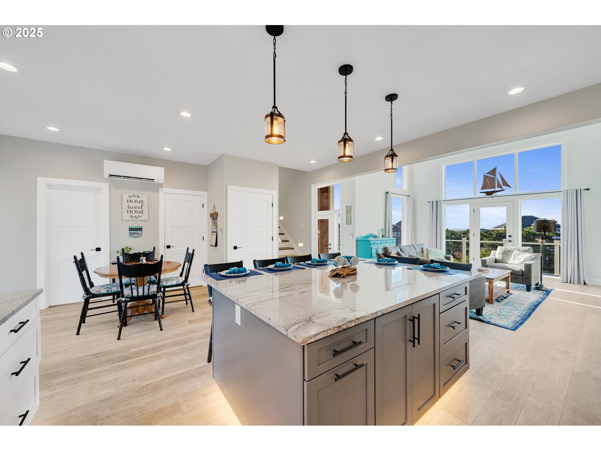 Oceanside, Oregon, 97134, United States, 3 Bedrooms Bedrooms, ,3 BathroomsBathrooms,Residential,Active,1973648