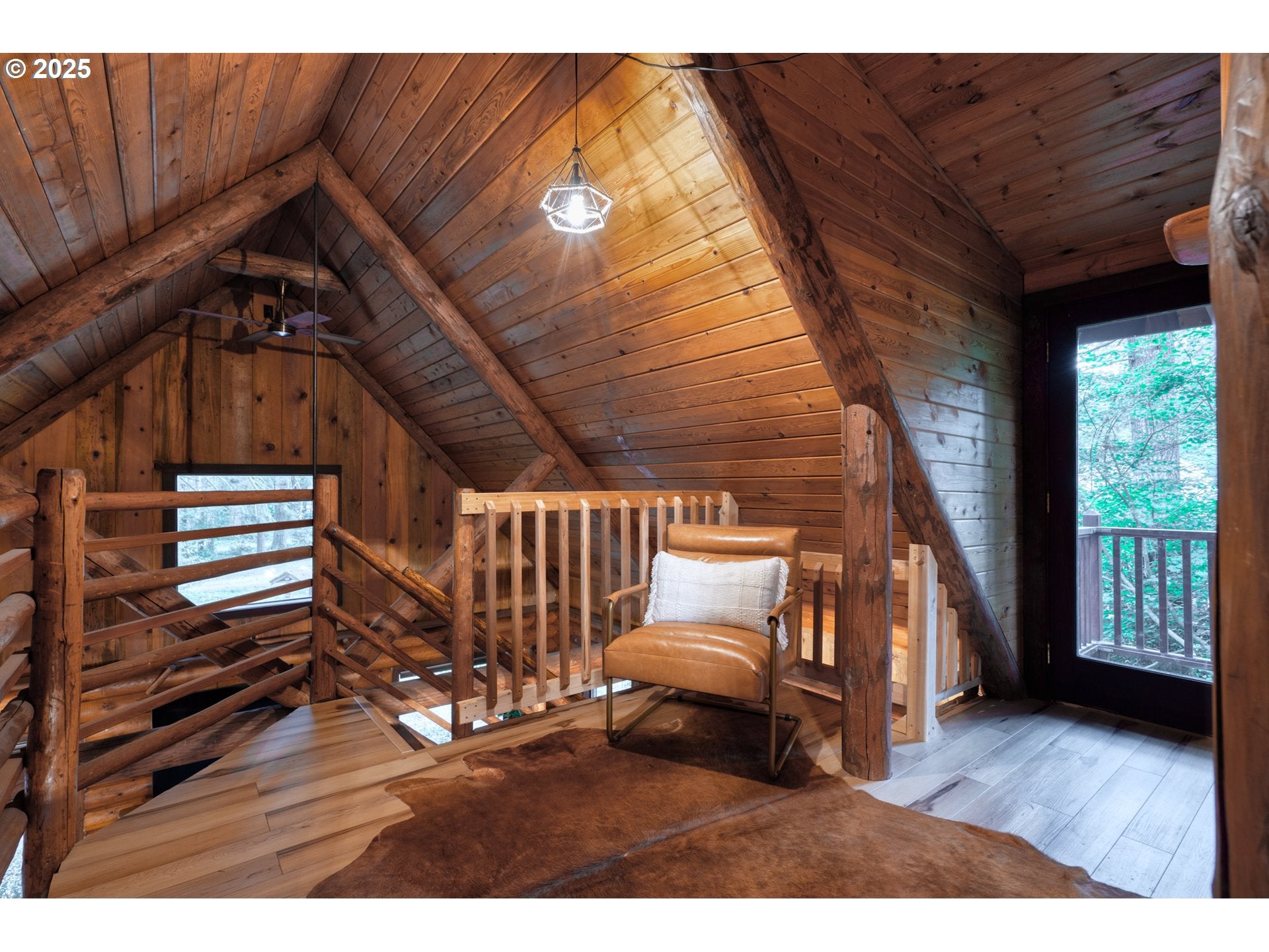 Welches, Oregon, 97067, United States, ,4 BathroomsBathrooms,Residential,Active,1764882