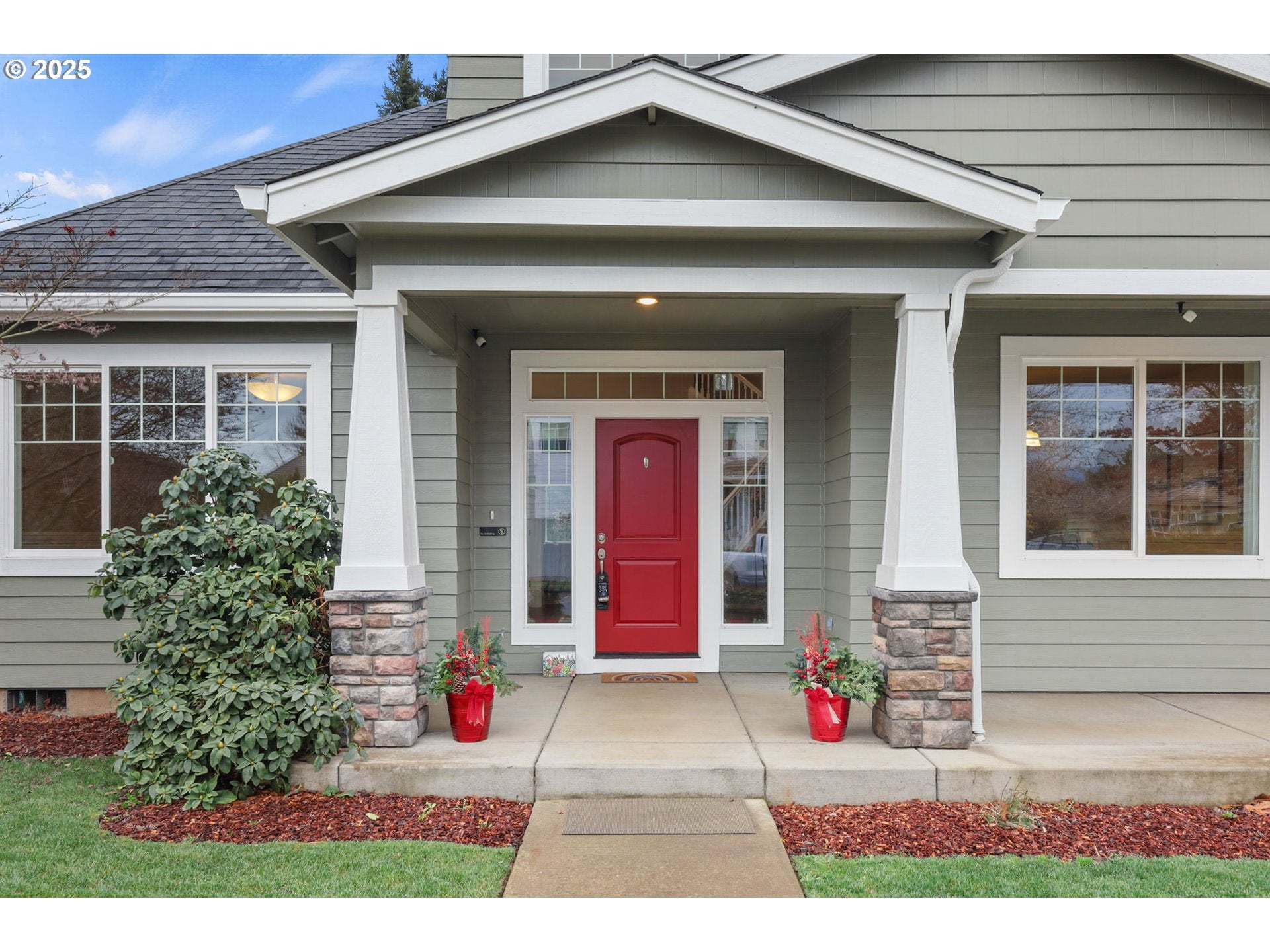 Eugene, Oregon, 97408, United States, 5 Bedrooms Bedrooms, ,3 BathroomsBathrooms,Residential,Active,2007072