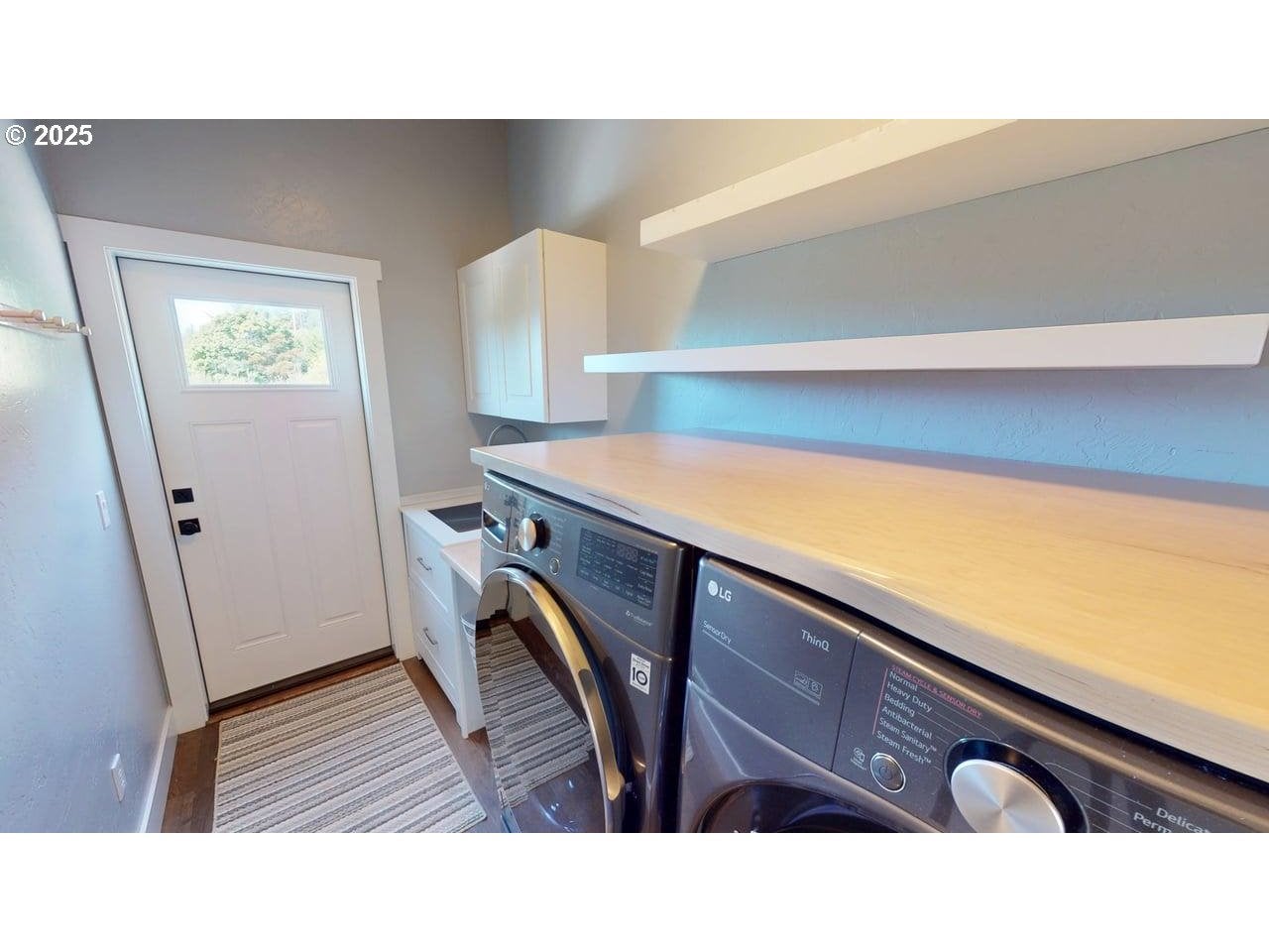 Gold Beach, Oregon, 97444, United States, 4 Bedrooms Bedrooms, ,3 BathroomsBathrooms,Residential,Active,1904726