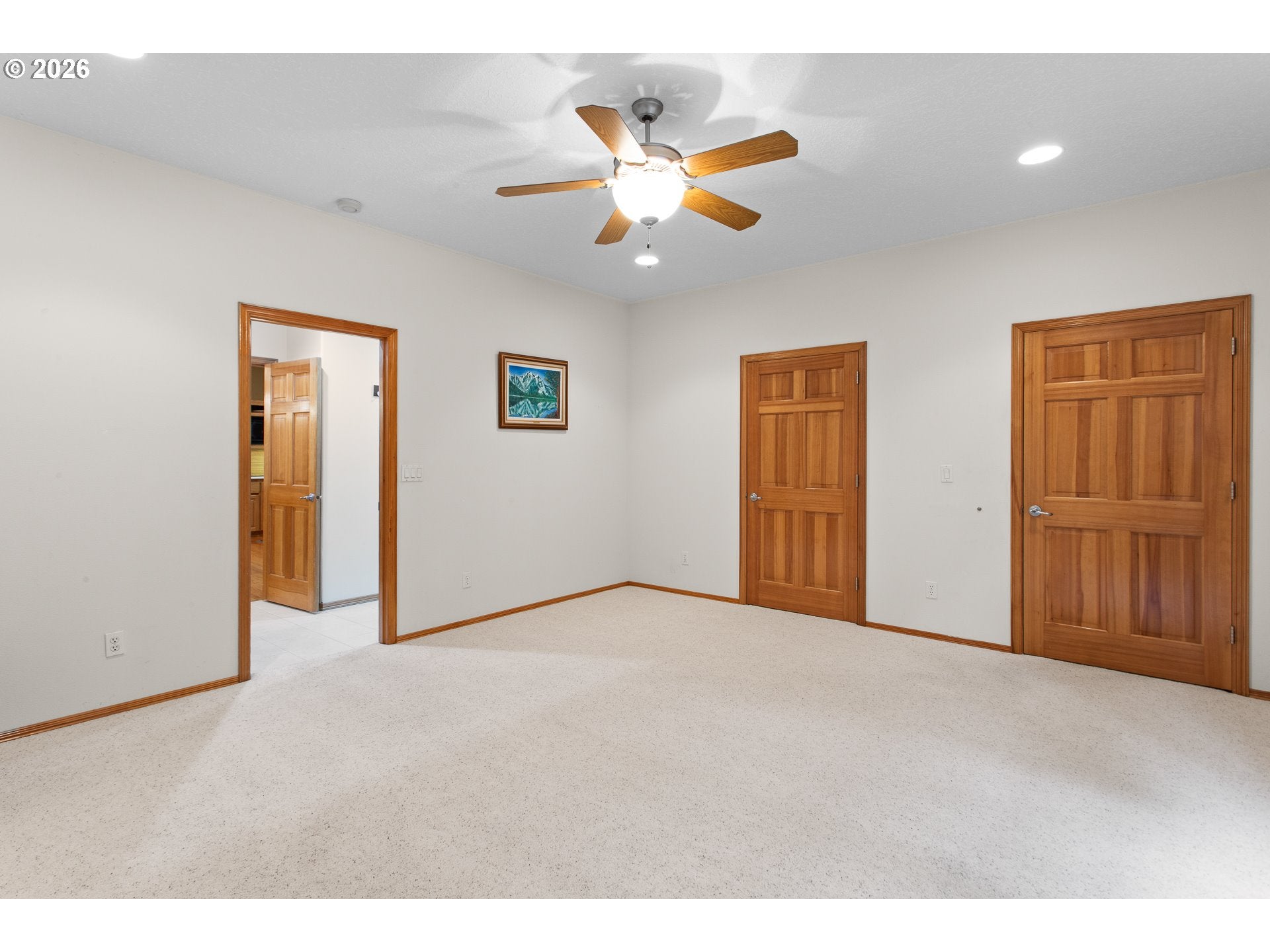 Corbett, Oregon, 97019, United States, 3 Bedrooms Bedrooms, ,3 BathroomsBathrooms,Residential,Active,2043115