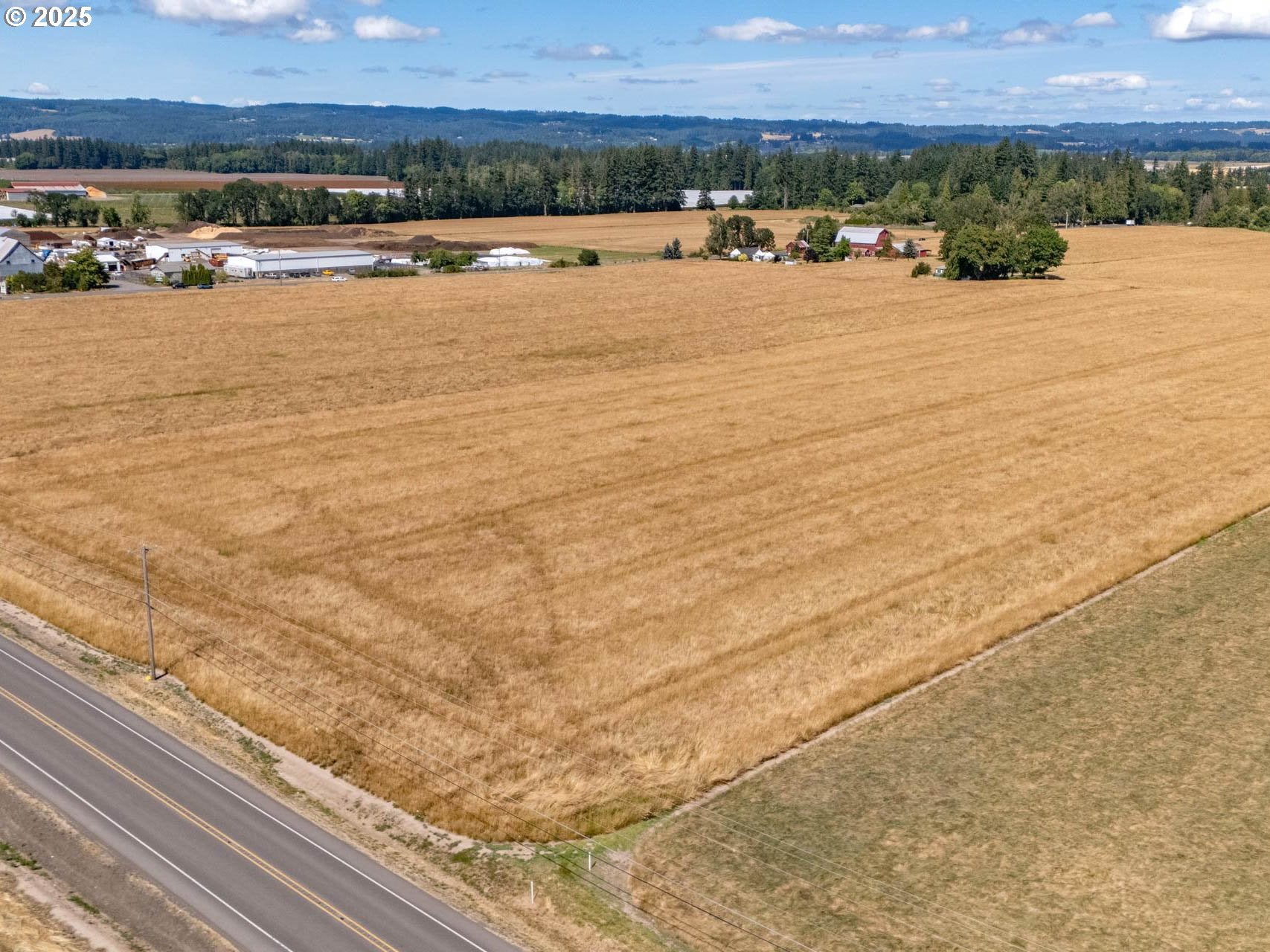 Hillsboro, Oregon, 97124, United States, 2 Bedrooms Bedrooms, ,1 BathroomBathrooms,Residential,Active,1899210