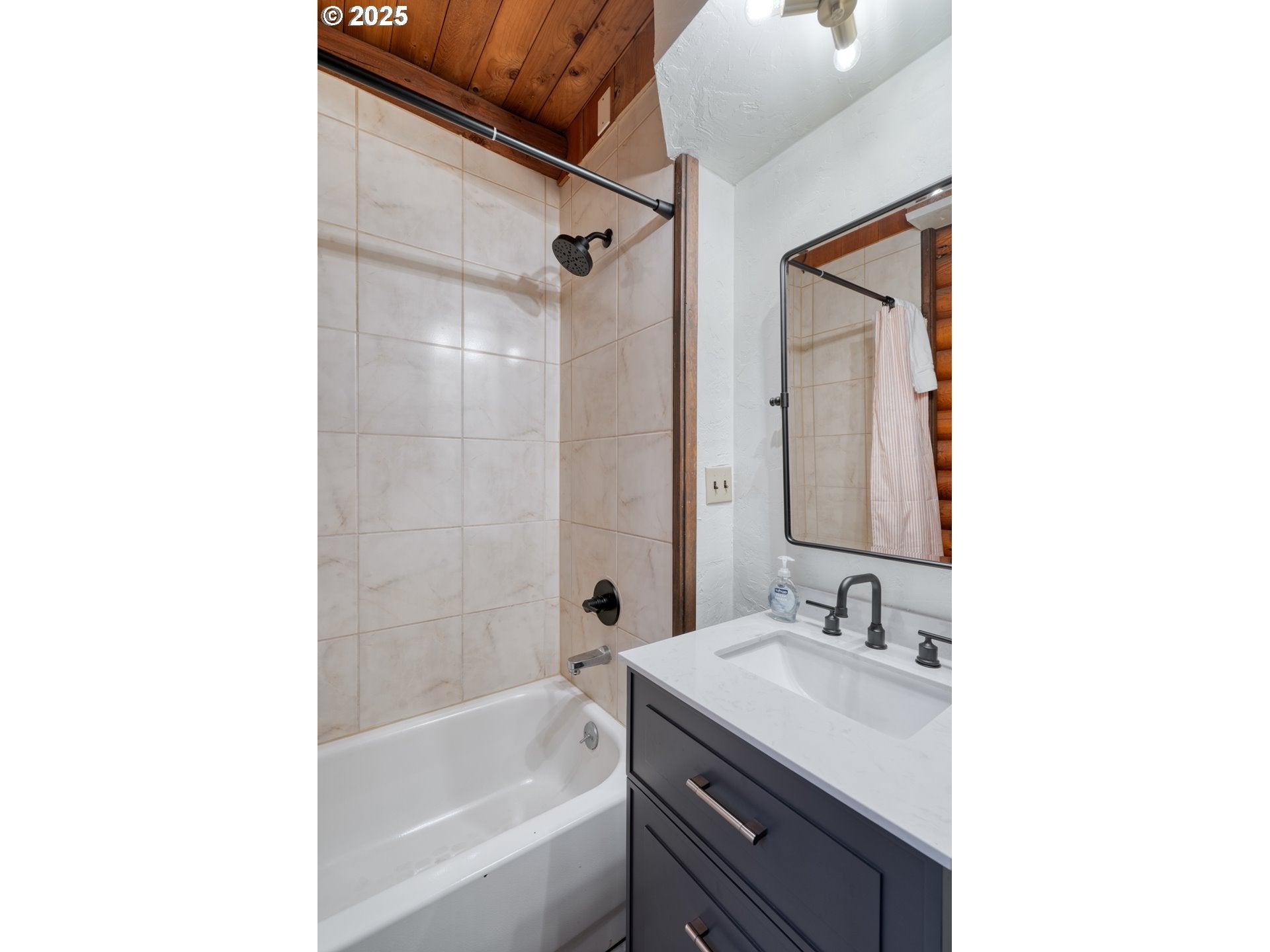 Welches, Oregon, 97067, United States, ,4 BathroomsBathrooms,Residential,Active,1764882