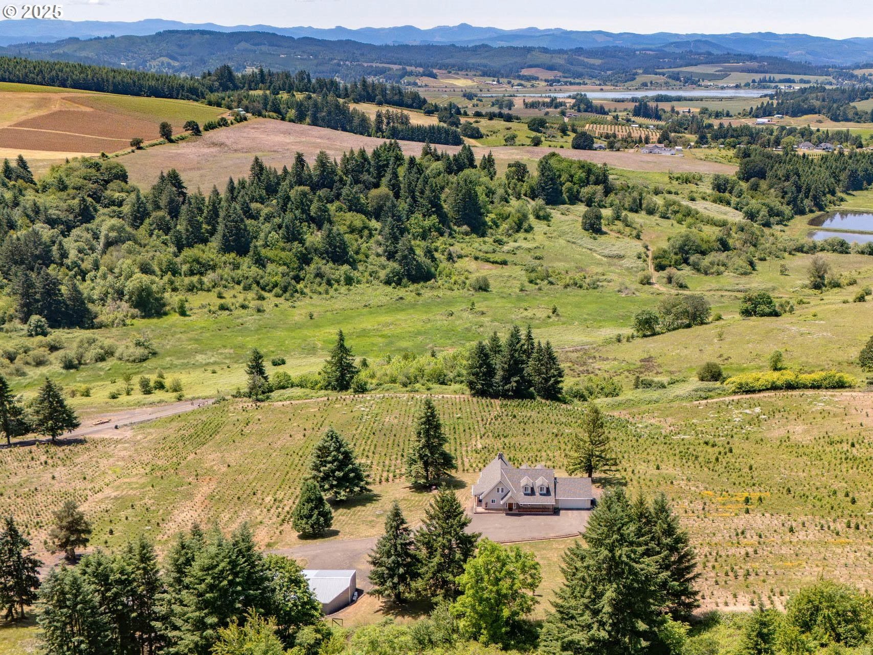 Gaston, Oregon, 97119, United States, 2 Bedrooms Bedrooms, ,3 BathroomsBathrooms,Residential,Active,1860287