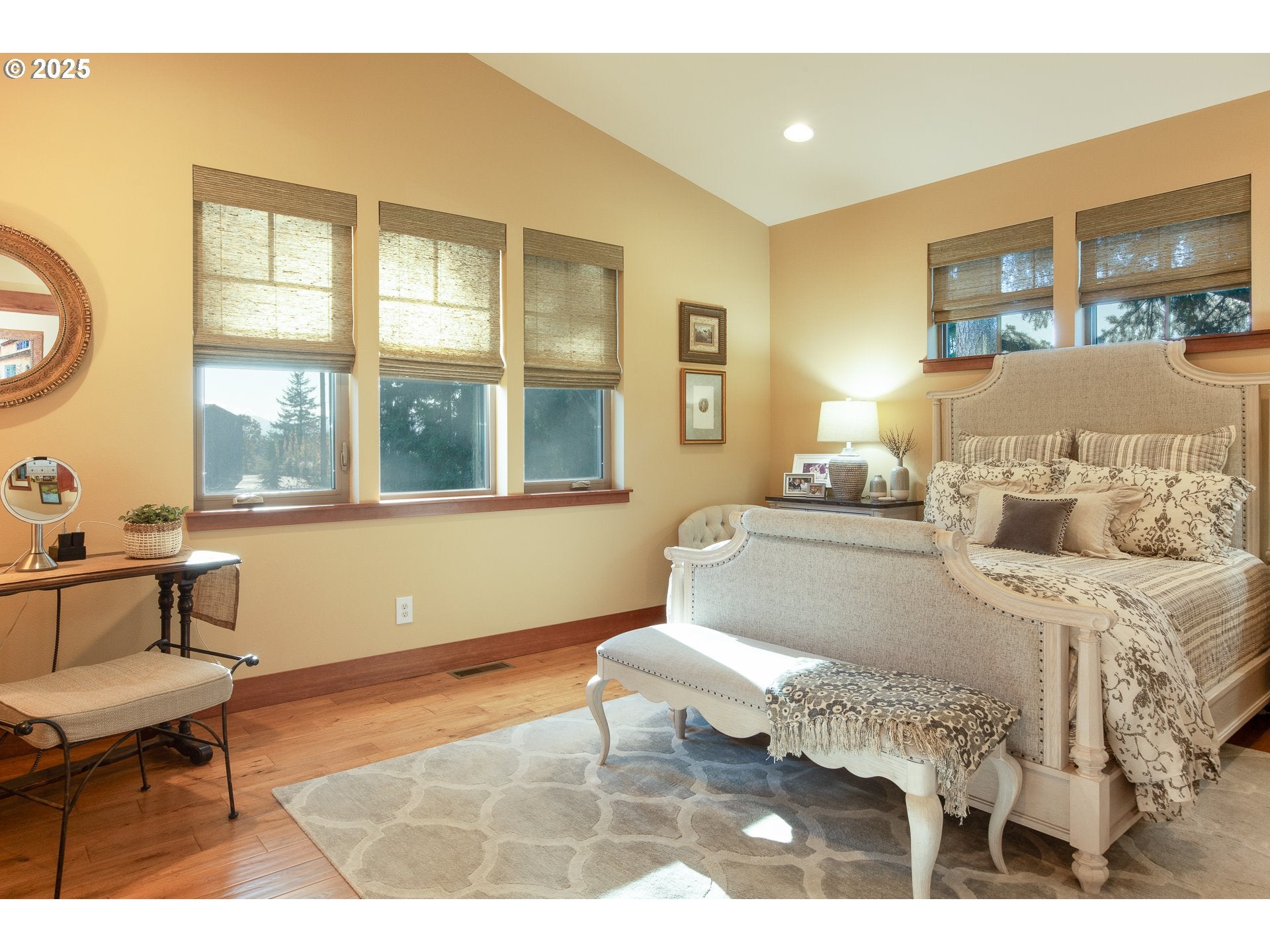 White Salmon, Washington, 98672, United States, 3 Bedrooms Bedrooms, ,3 BathroomsBathrooms,Residential,Active,2006771