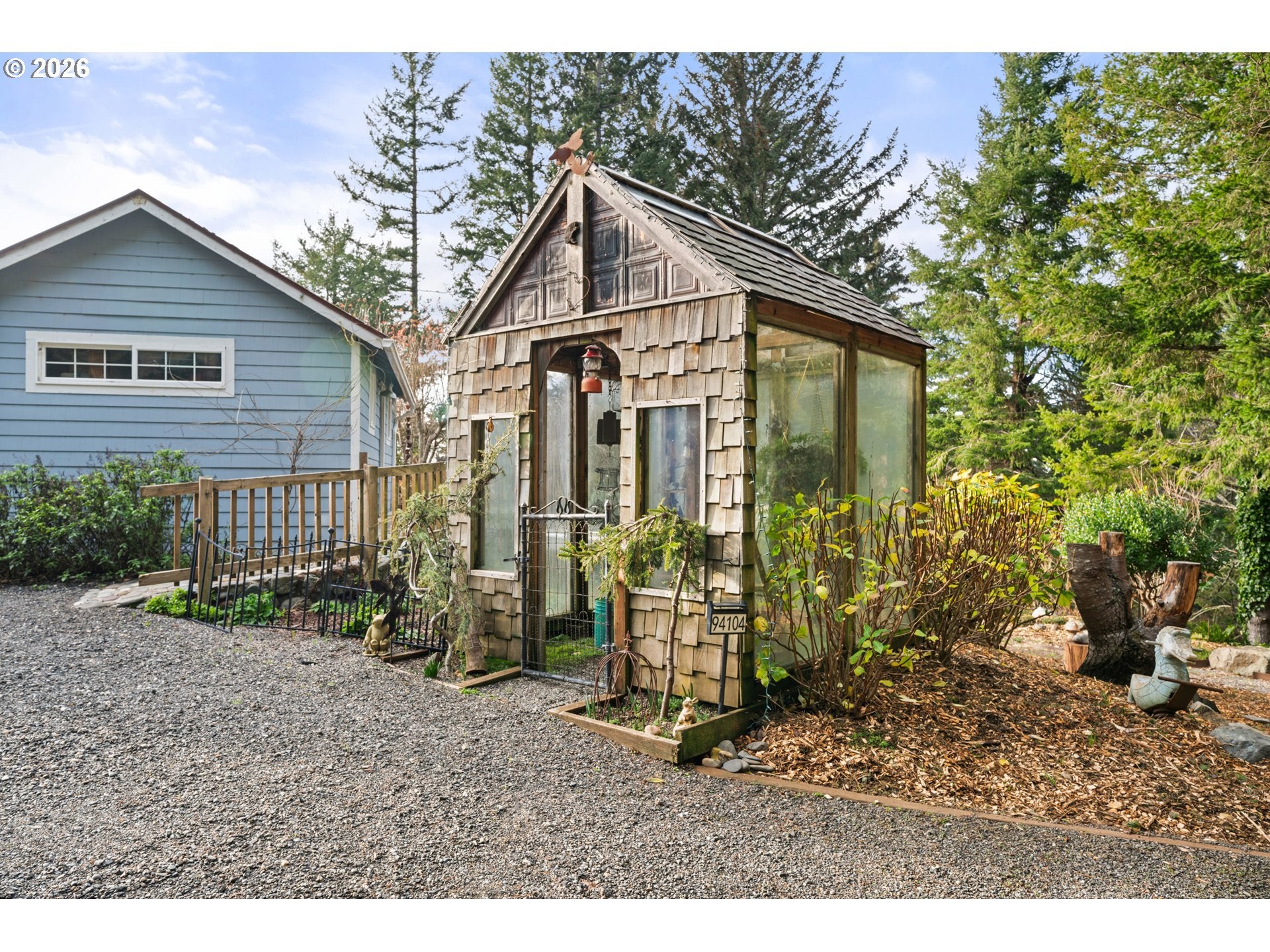 Gold Beach, Oregon, 97444, United States, 3 Bedrooms Bedrooms, ,2 BathroomsBathrooms,Residential,Active,2011203