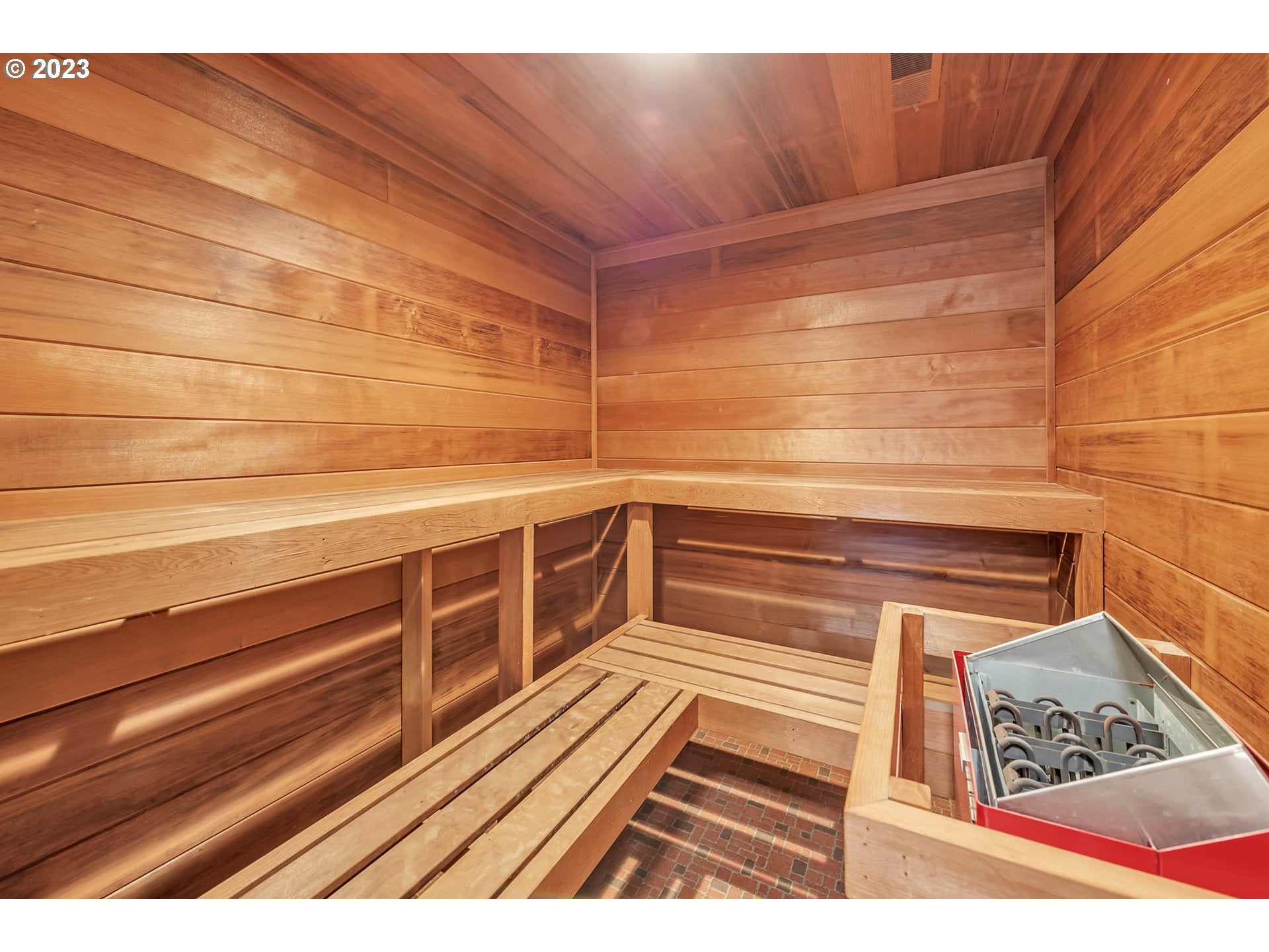 Eugene, Oregon, 97402, United States, 3 Bedrooms Bedrooms, ,3 BathroomsBathrooms,Residential,Active,1900212