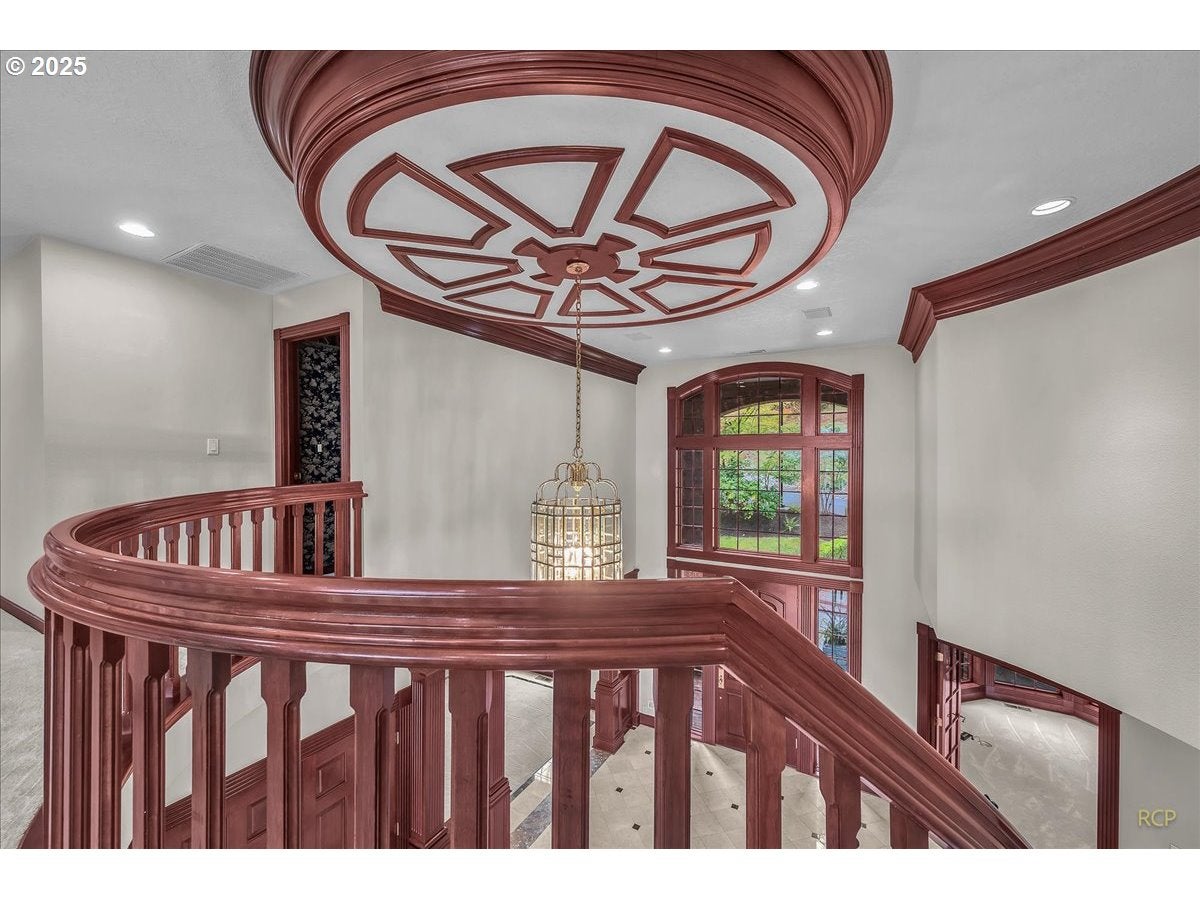 Rainier, Oregon, 97048, United States, 4 Bedrooms Bedrooms, ,5 BathroomsBathrooms,Residential,Active,1936128