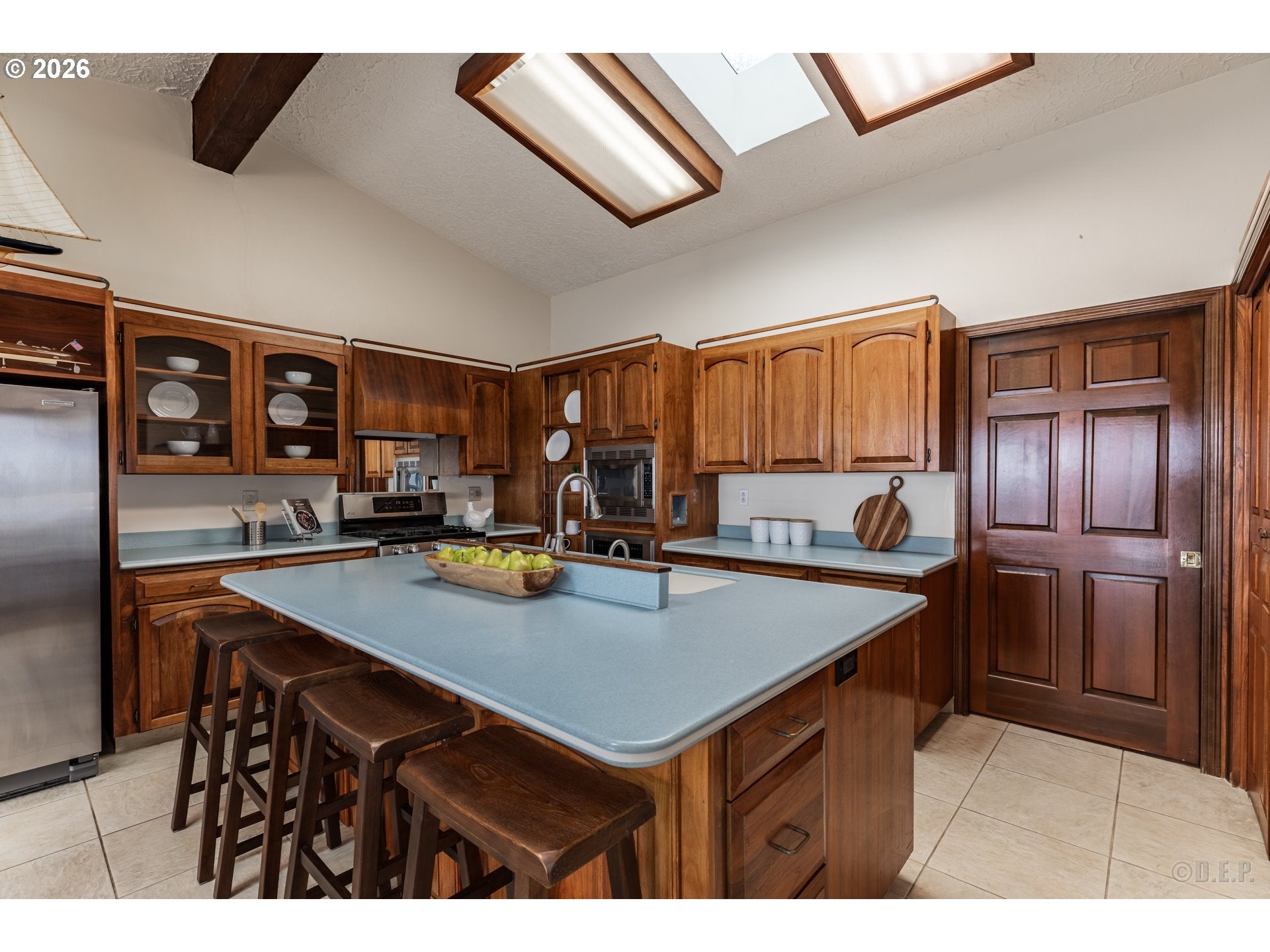 St. Helens, Oregon, 97051, United States, 3 Bedrooms Bedrooms, ,4 BathroomsBathrooms,Residential,Active,2007622