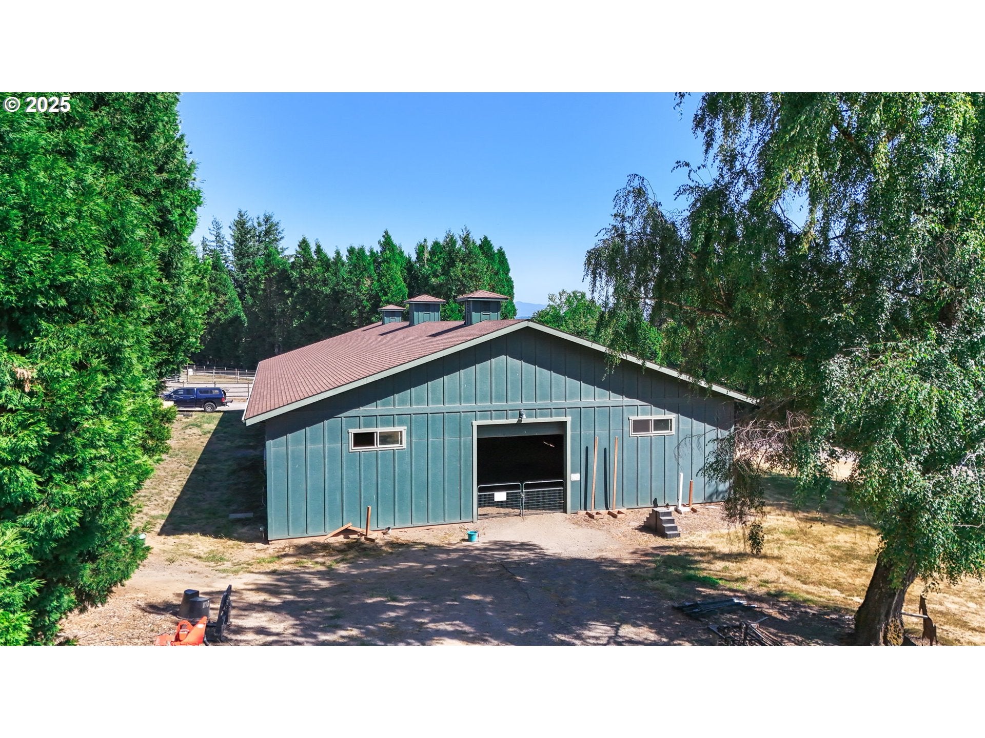 Troutdale, Oregon, 97060, United States, 4 Bedrooms Bedrooms, ,3 BathroomsBathrooms,Residential,Active,1898028