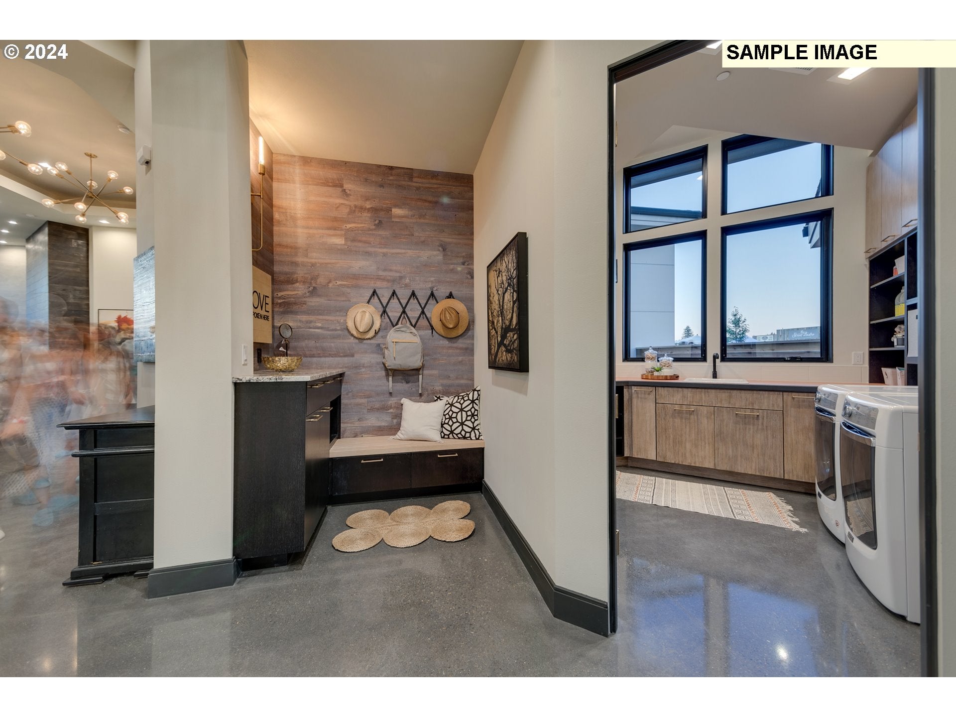 Happy Valley, Oregon, 97086, United States, ,5 BathroomsBathrooms,Residential,Active,1715407