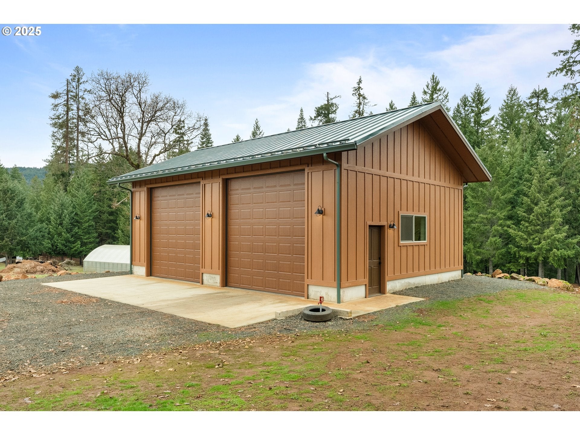 Idleyld Park, Oregon, 97447, United States, 10 Bedrooms Bedrooms, ,7 BathroomsBathrooms,Residential,Active,2017112