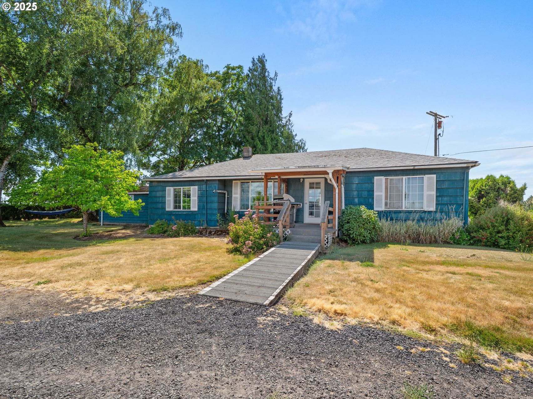 Hillsboro, Oregon, 97124, United States, 2 Bedrooms Bedrooms, ,1 BathroomBathrooms,Residential,Active,1899210