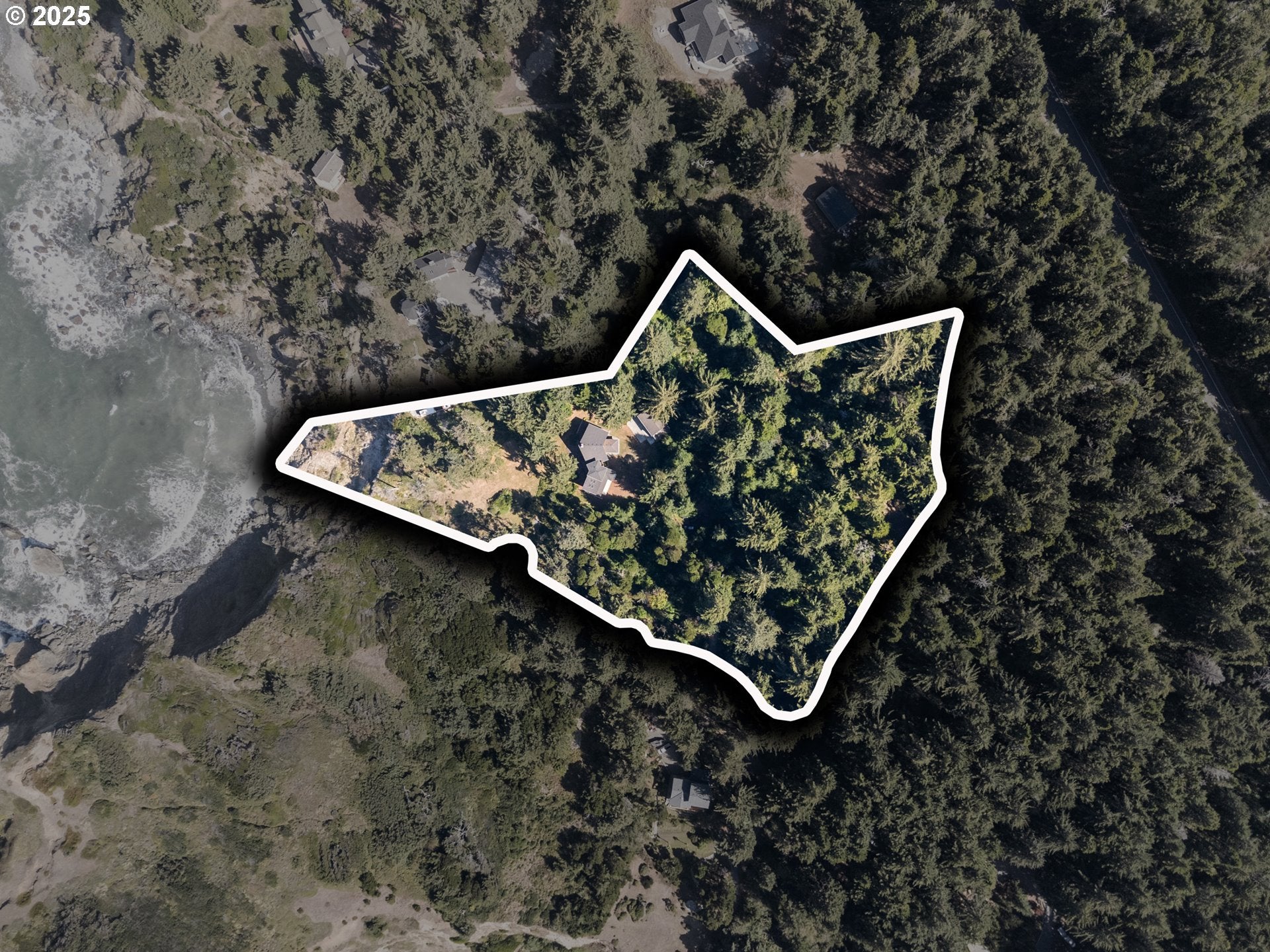 Gold Beach, Oregon, 97444, United States, 5 Bedrooms Bedrooms, ,4 BathroomsBathrooms,Residential,Active,2000208