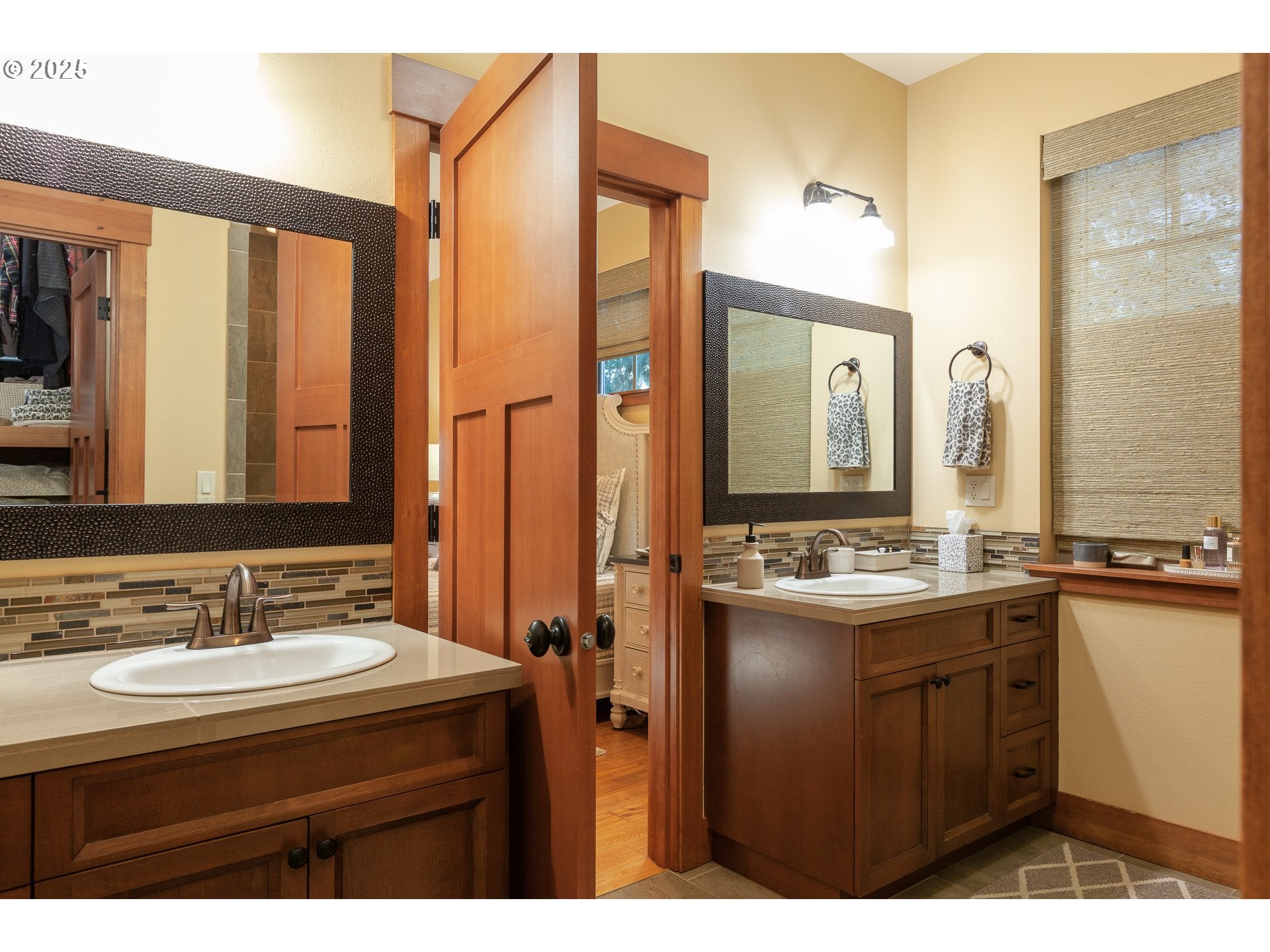 White Salmon, Washington, 98672, United States, 3 Bedrooms Bedrooms, ,3 BathroomsBathrooms,Residential,Active,2006771