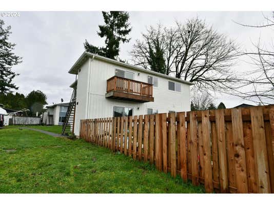 13207 SE OATFIELD RD, MILWAUKIE, OR 97222 - Image 1