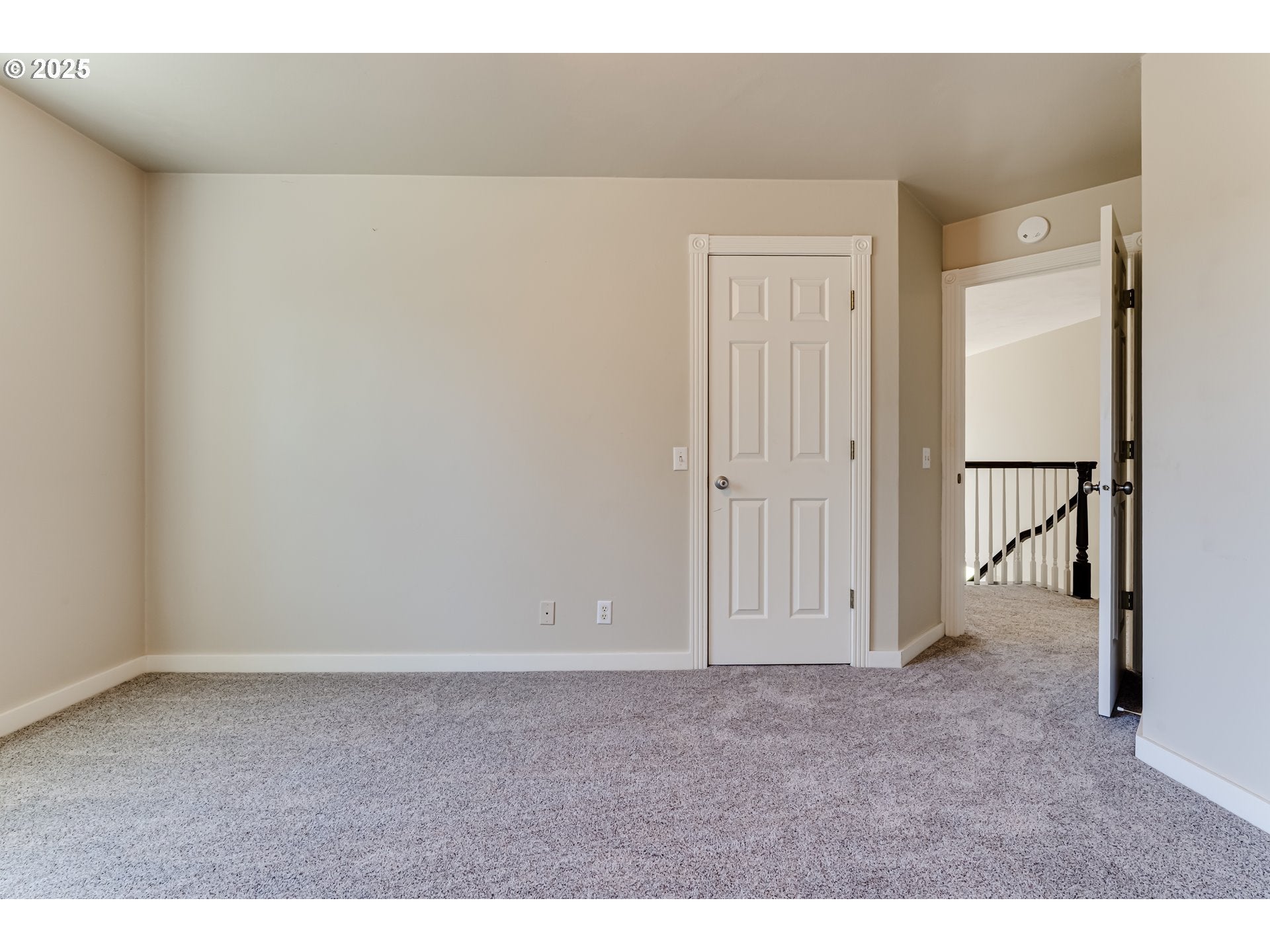 Springfield, Oregon, 97478, United States, 4 Bedrooms Bedrooms, ,3 BathroomsBathrooms,Residential,Active,1904190