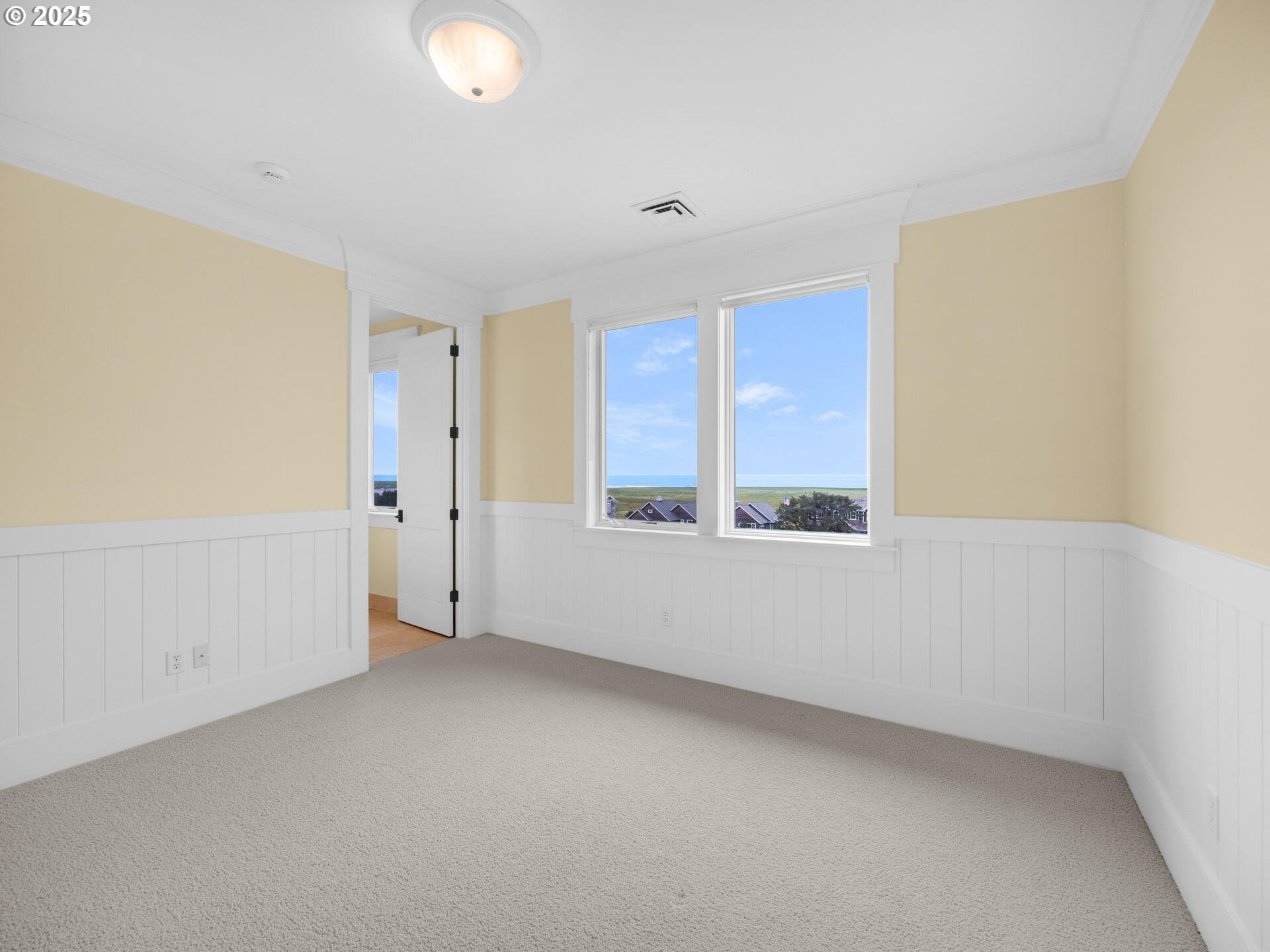 Gearhart, Oregon, 97138, United States, ,4 BathroomsBathrooms,Residential,Active,1824520