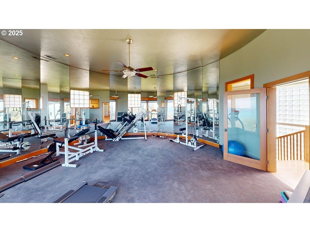 Gold Beach, Oregon, 97444, United States, 3 Bedrooms Bedrooms, ,6 BathroomsBathrooms,Residential,Active,1953281