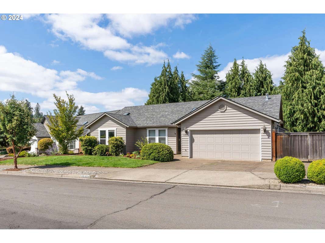 13333 DEER MEADOWS RD, OREGON CITY, OR 97045, photo 1 of 41