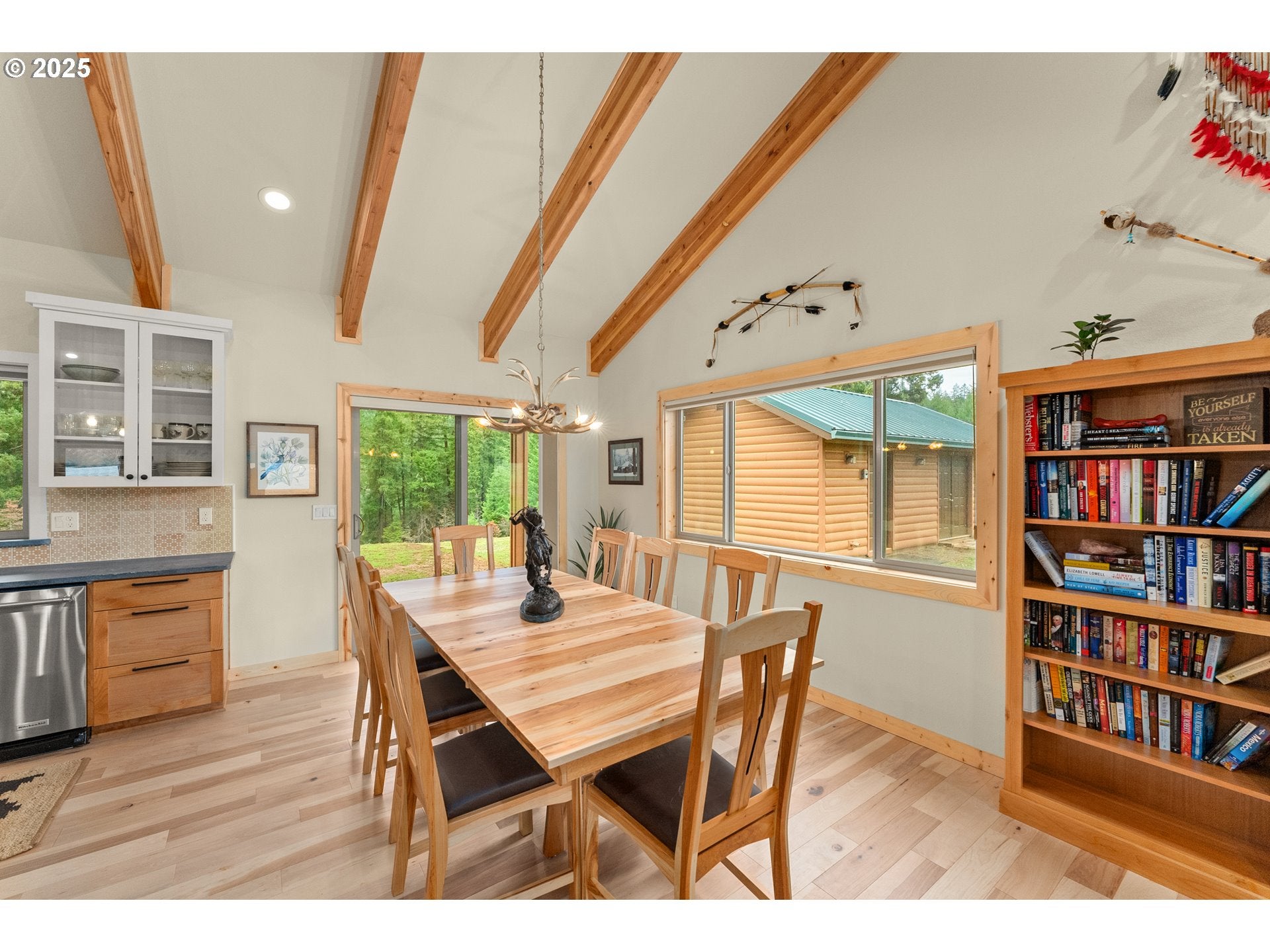 Idleyld Park, Oregon, 97447, United States, 10 Bedrooms Bedrooms, ,7 BathroomsBathrooms,Residential,Active,2017112