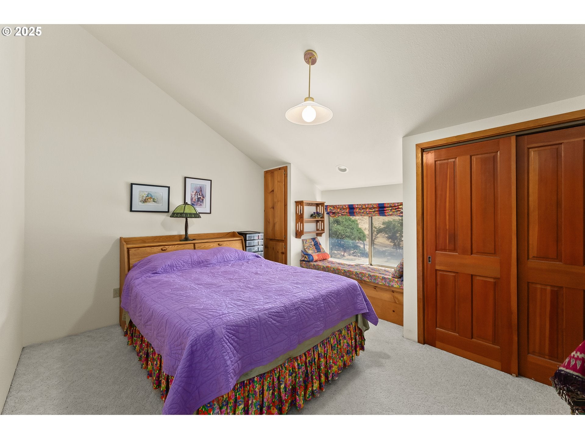 Canyonville, Oregon, 97417, United States, 3 Bedrooms Bedrooms, ,2 BathroomsBathrooms,Residential,Active,1909832