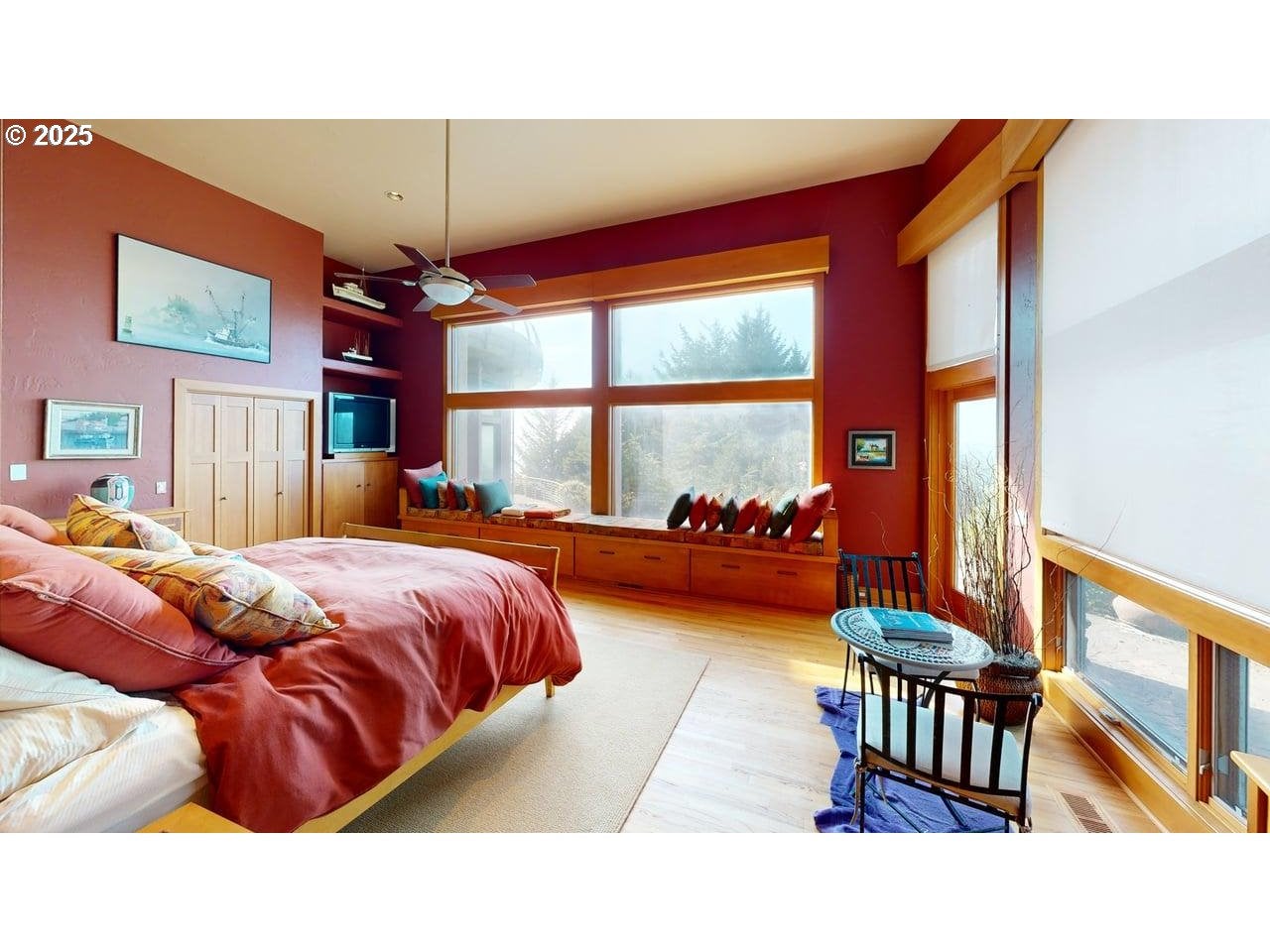 Gold Beach, Oregon, 97444, United States, 3 Bedrooms Bedrooms, ,6 BathroomsBathrooms,Residential,Active,1953281
