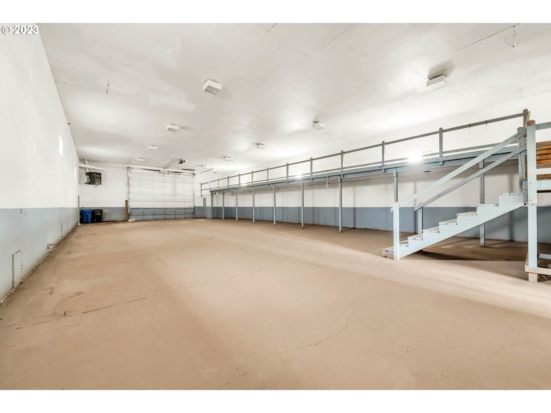 Eugene, Oregon, 97402, United States, 3 Bedrooms Bedrooms, ,3 BathroomsBathrooms,Residential,Active,1900212
