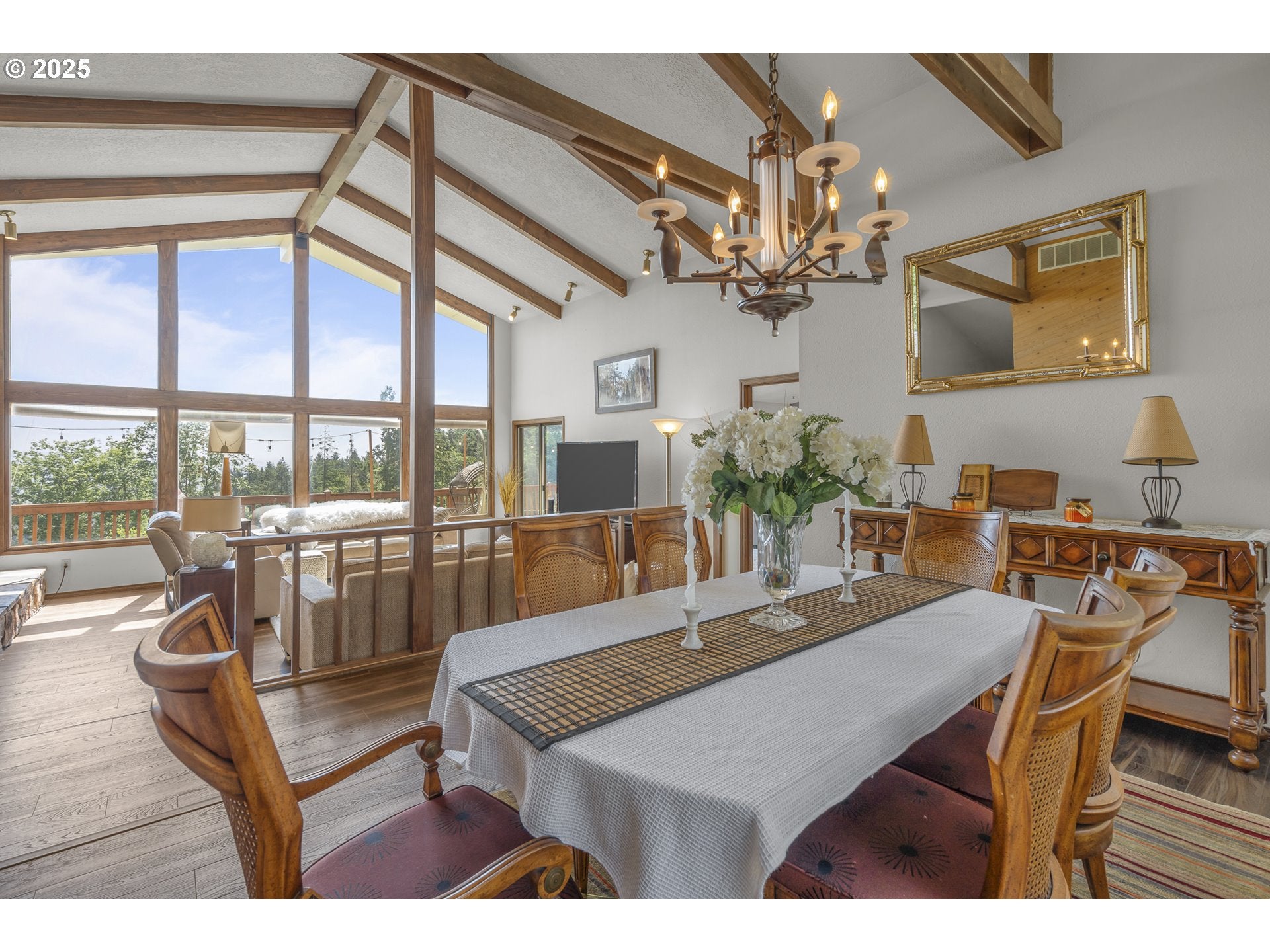 Mcminnville, Oregon, 97128, United States, 4 Bedrooms Bedrooms, ,3 BathroomsBathrooms,Residential,Active,1853796